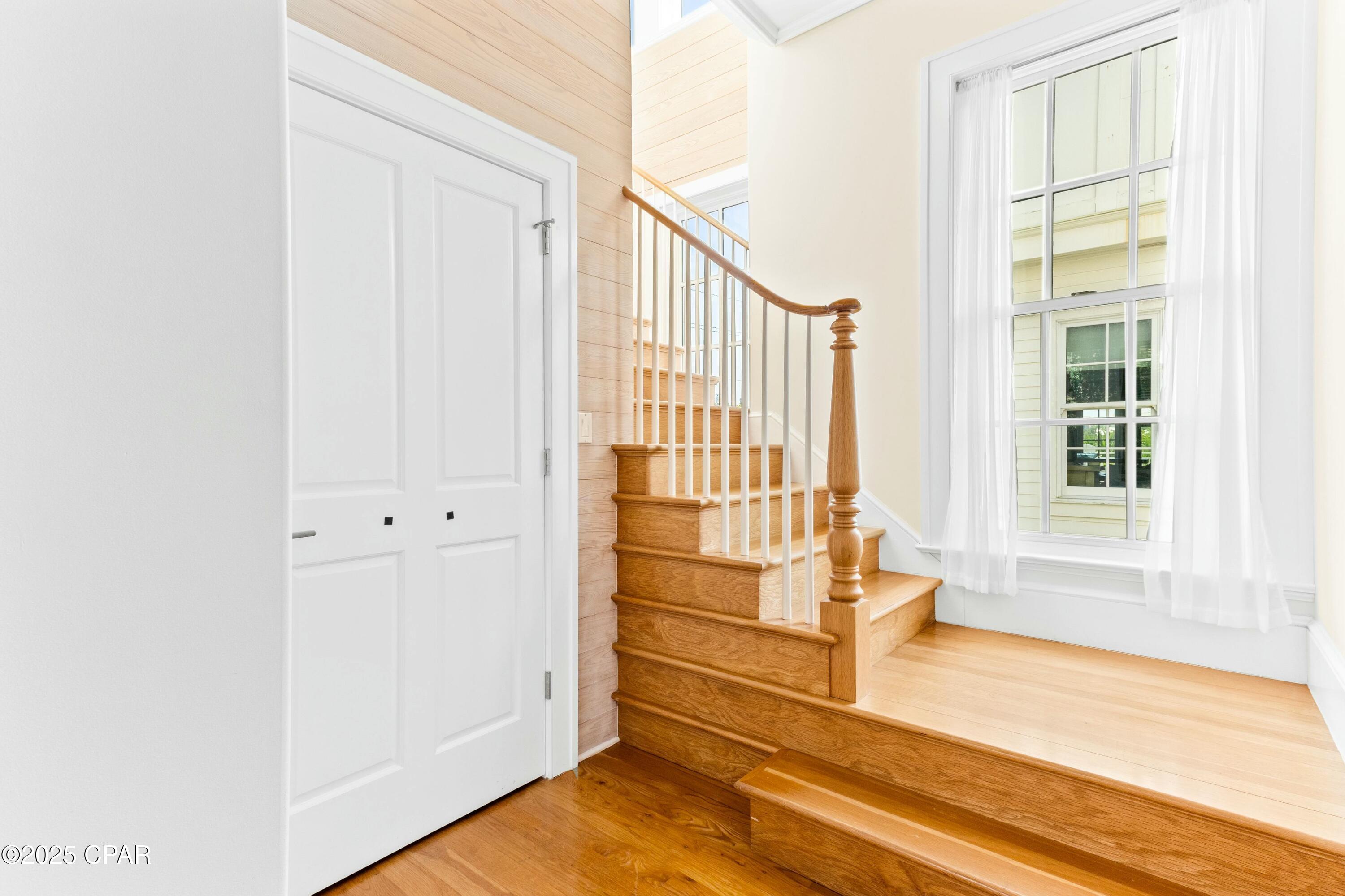 Listing photo id 53 for 239 Sand Oaks Circle