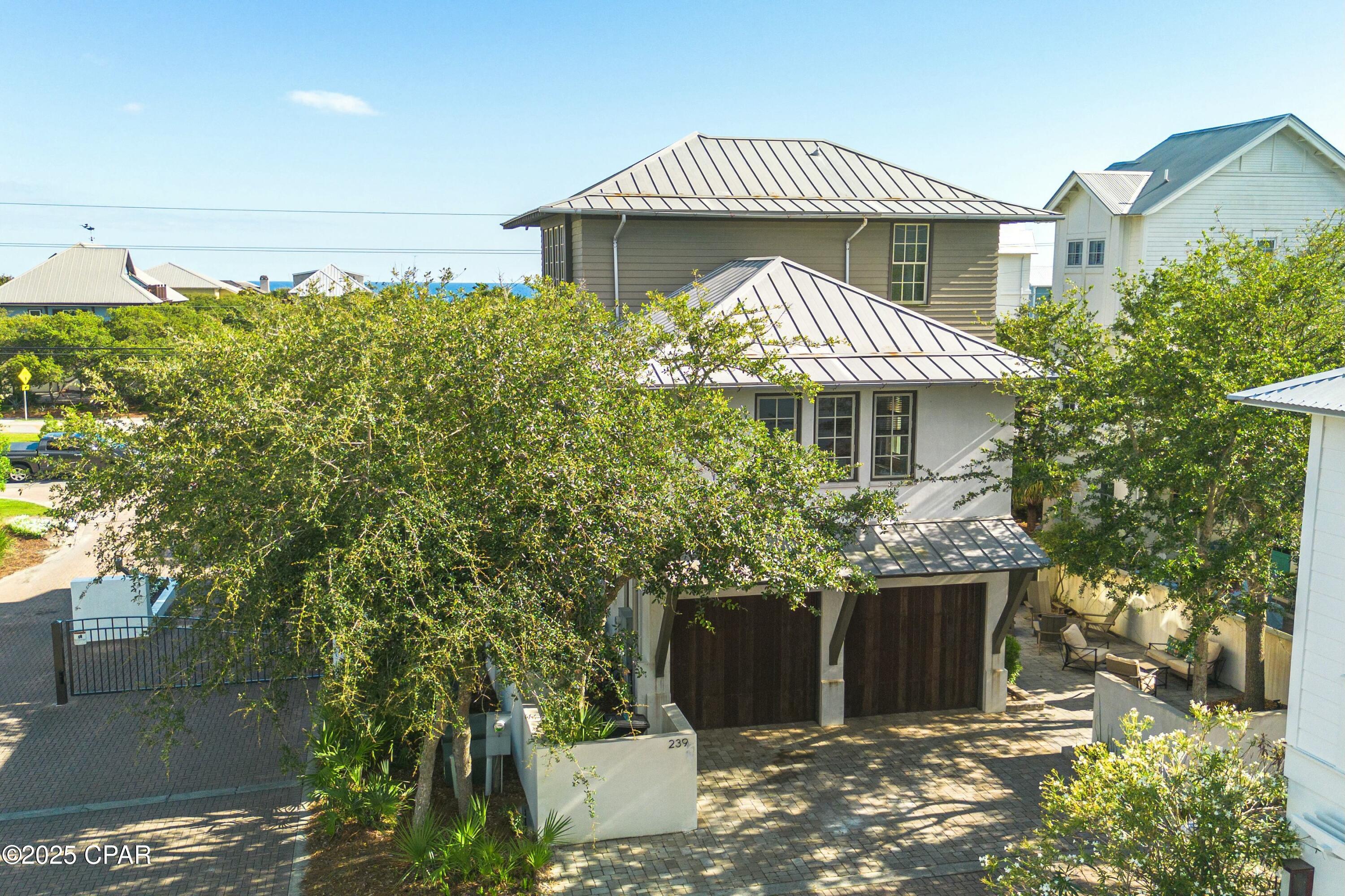 Listing photo id 66 for 239 Sand Oaks Circle