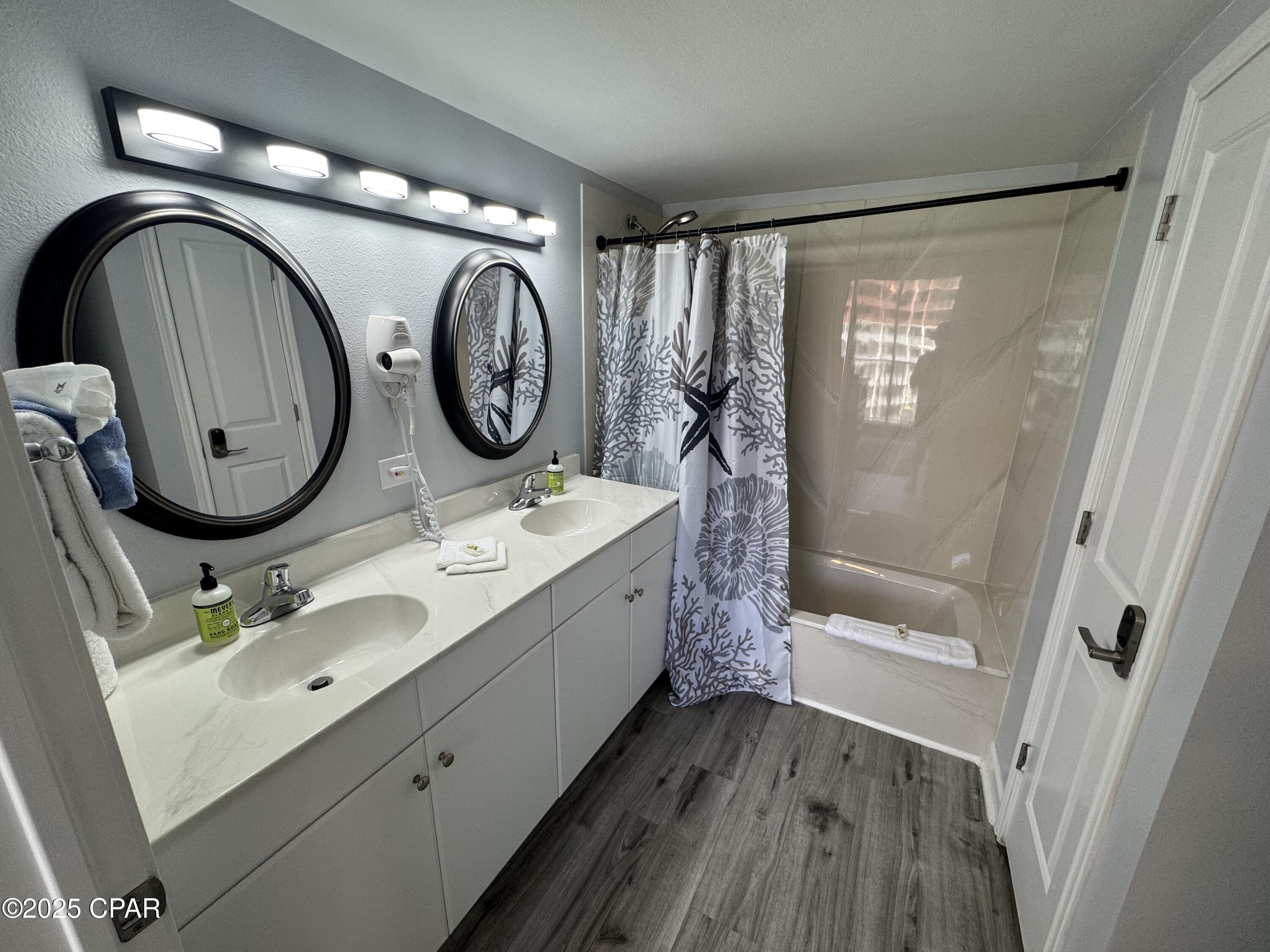 Image 8 For 9900 Thomas Drive 2023