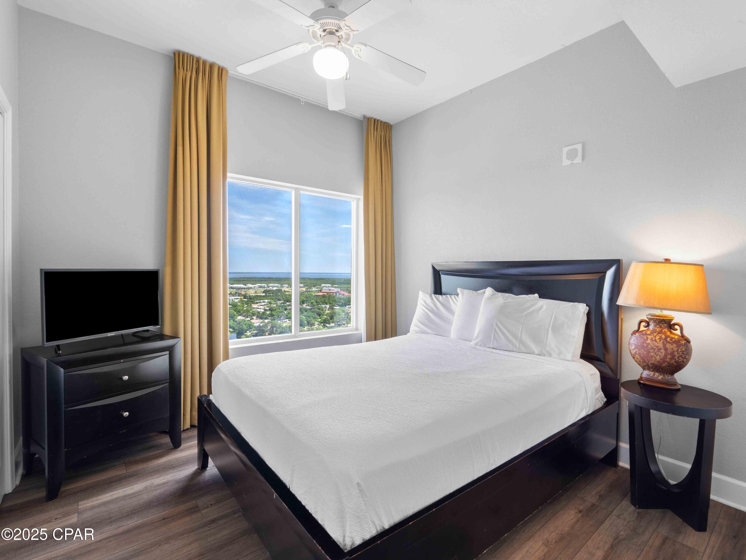 Image 15 For 16819 Front Beach Road 2800