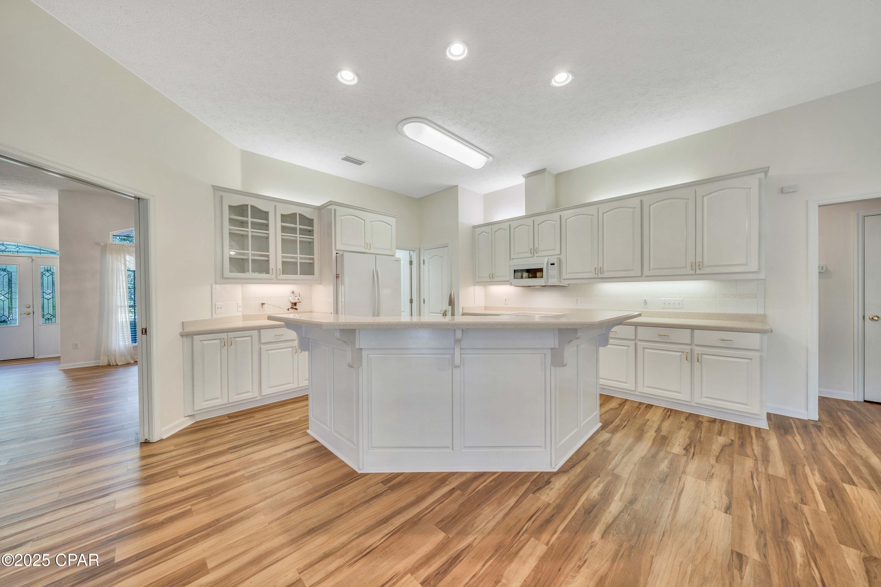 Image 17 For 3524 Fox Run Boulevard