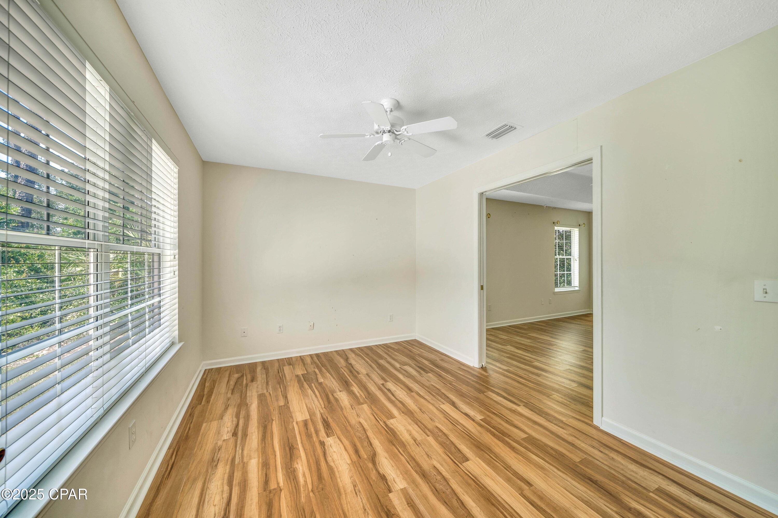 Image 28 For 3524 Fox Run Boulevard