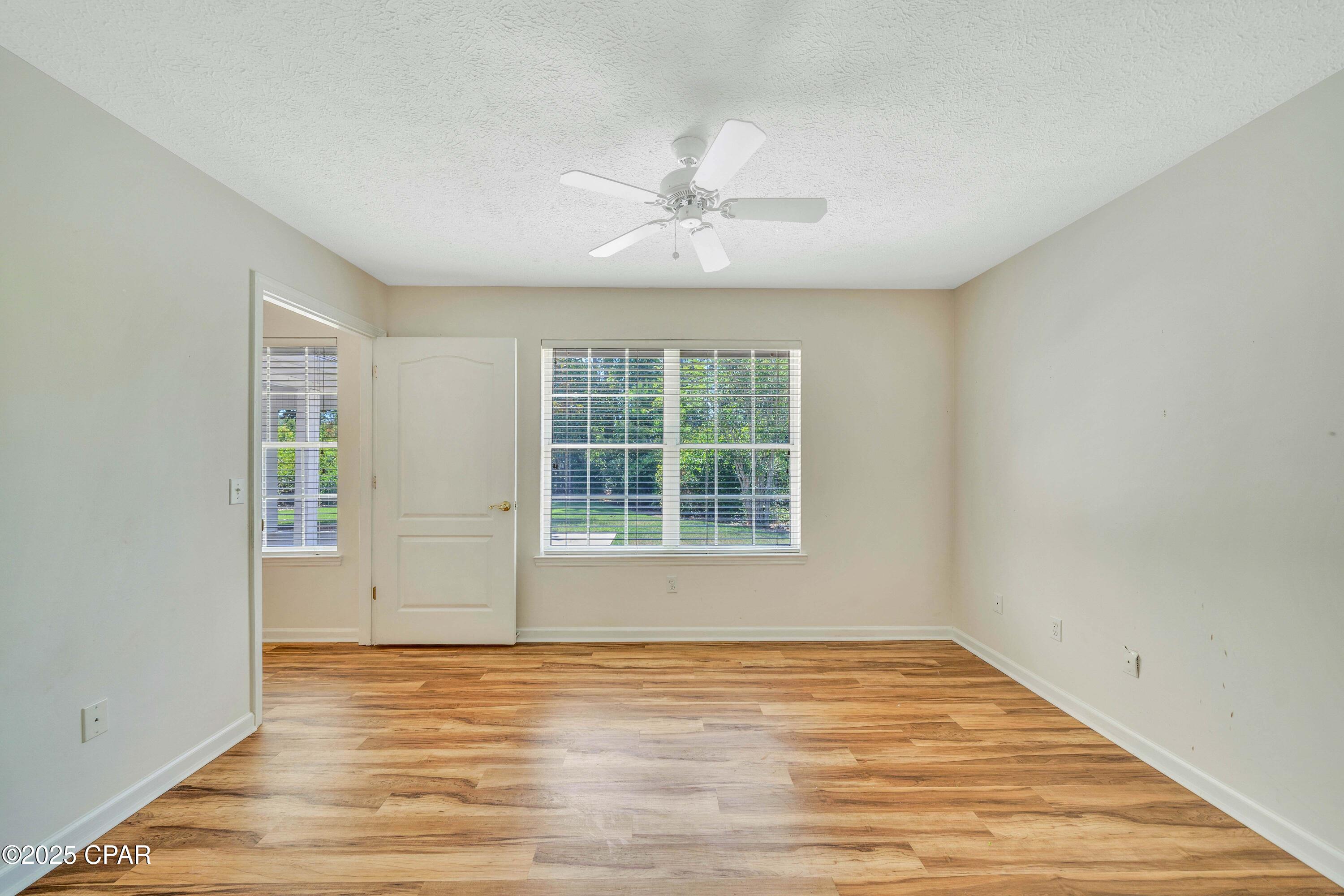 Image 29 For 3524 Fox Run Boulevard