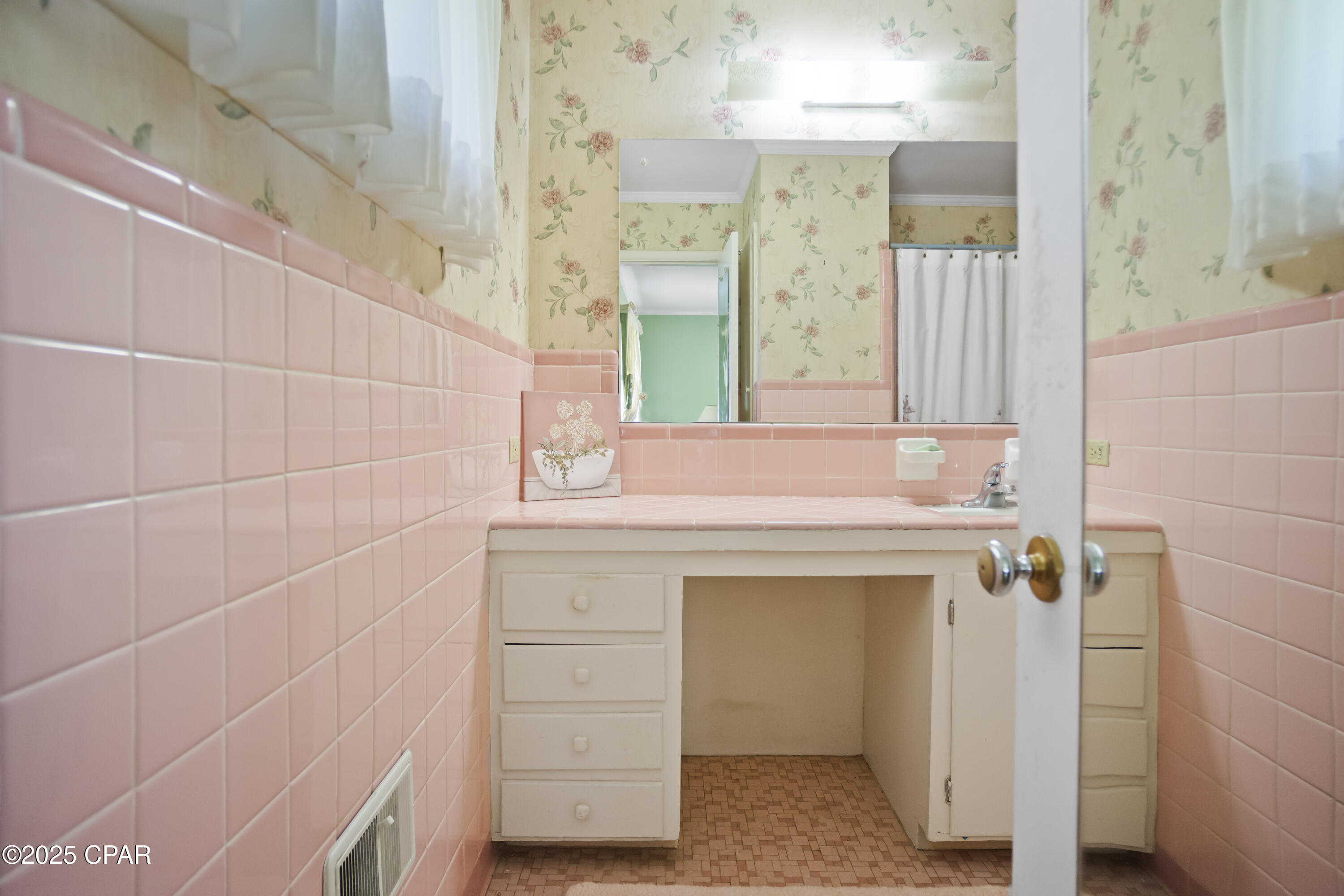 Image 42 For 5370 Cherry Street