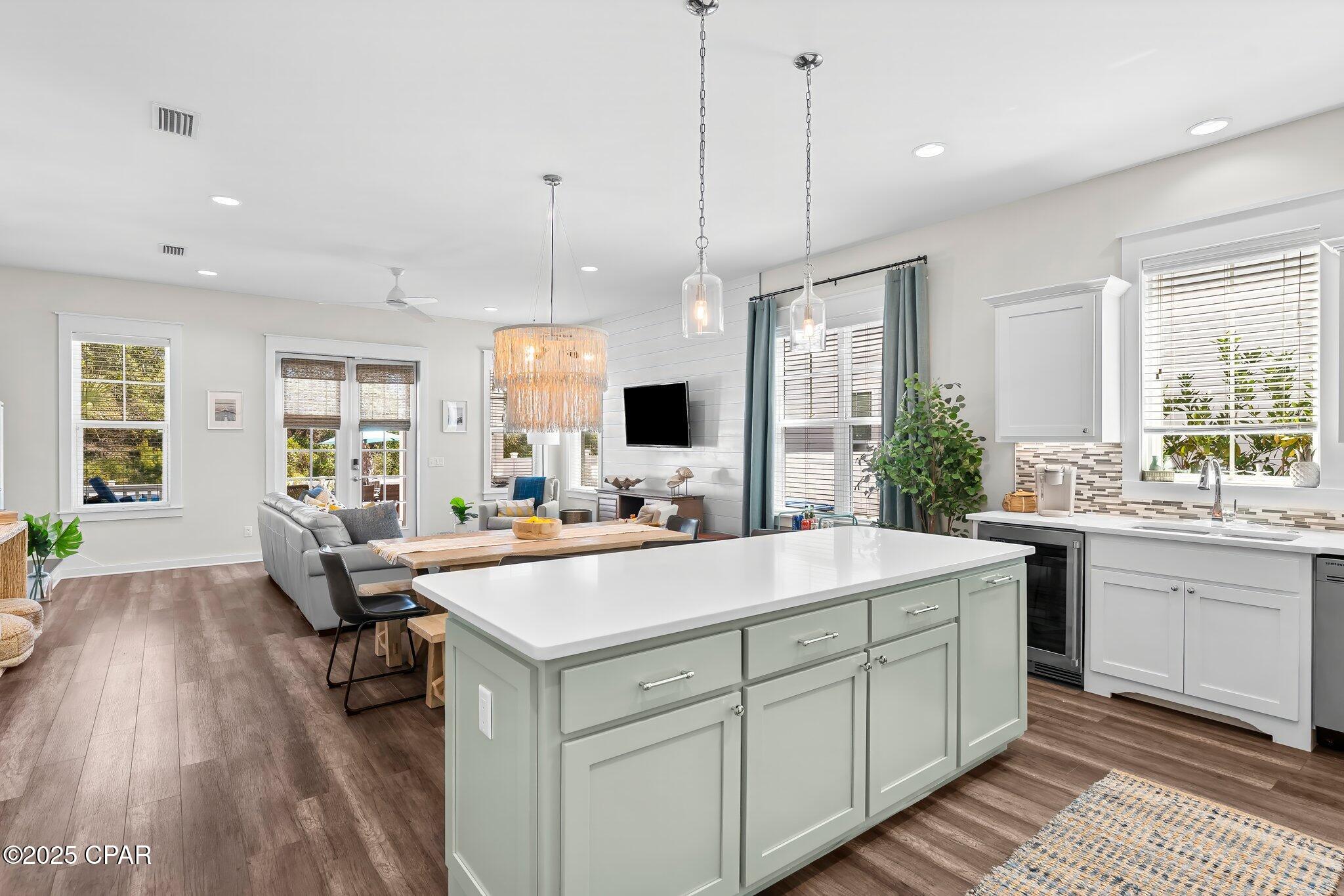 Image 18 For 217 Sands Street Street