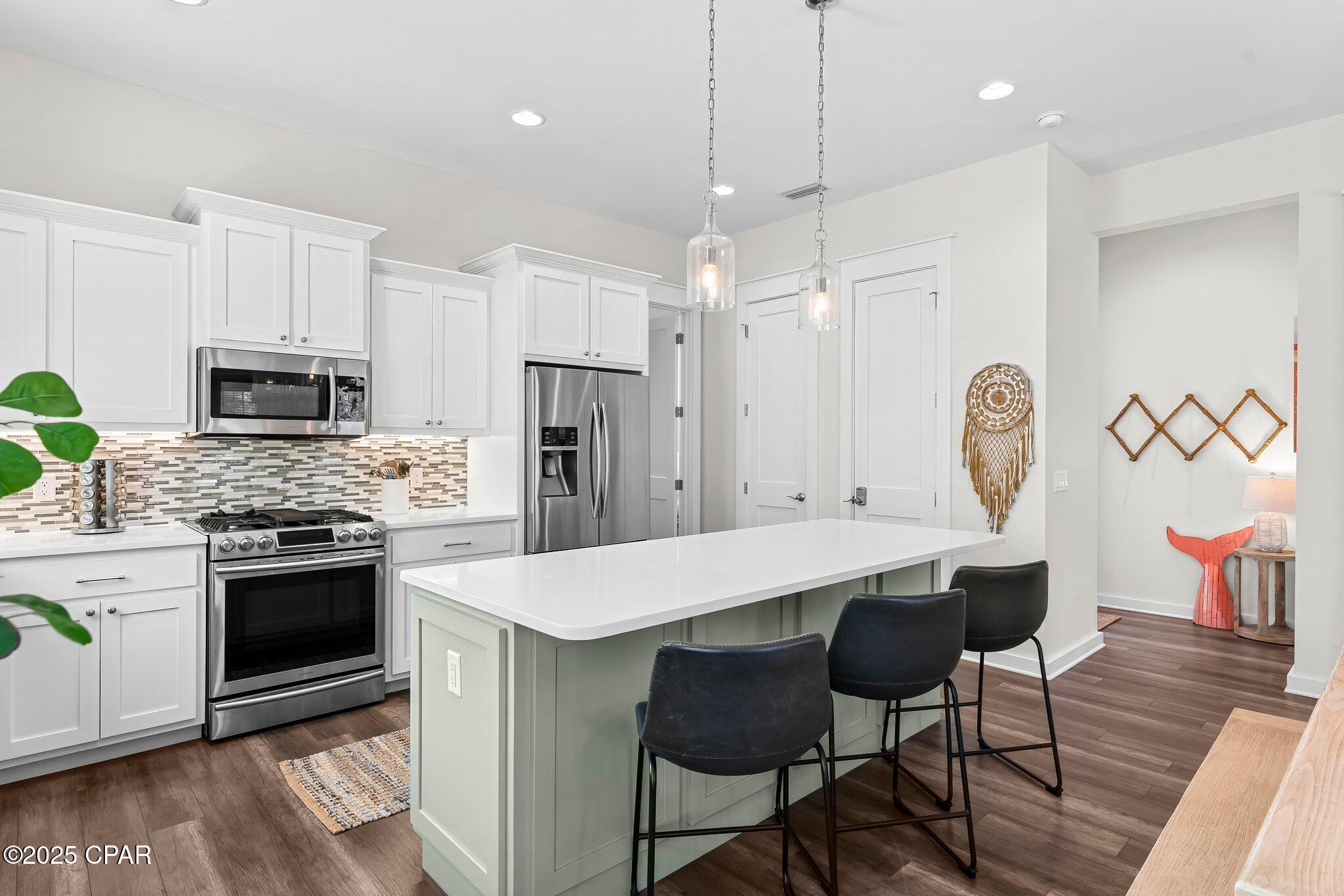 Image 20 For 217 Sands Street Street