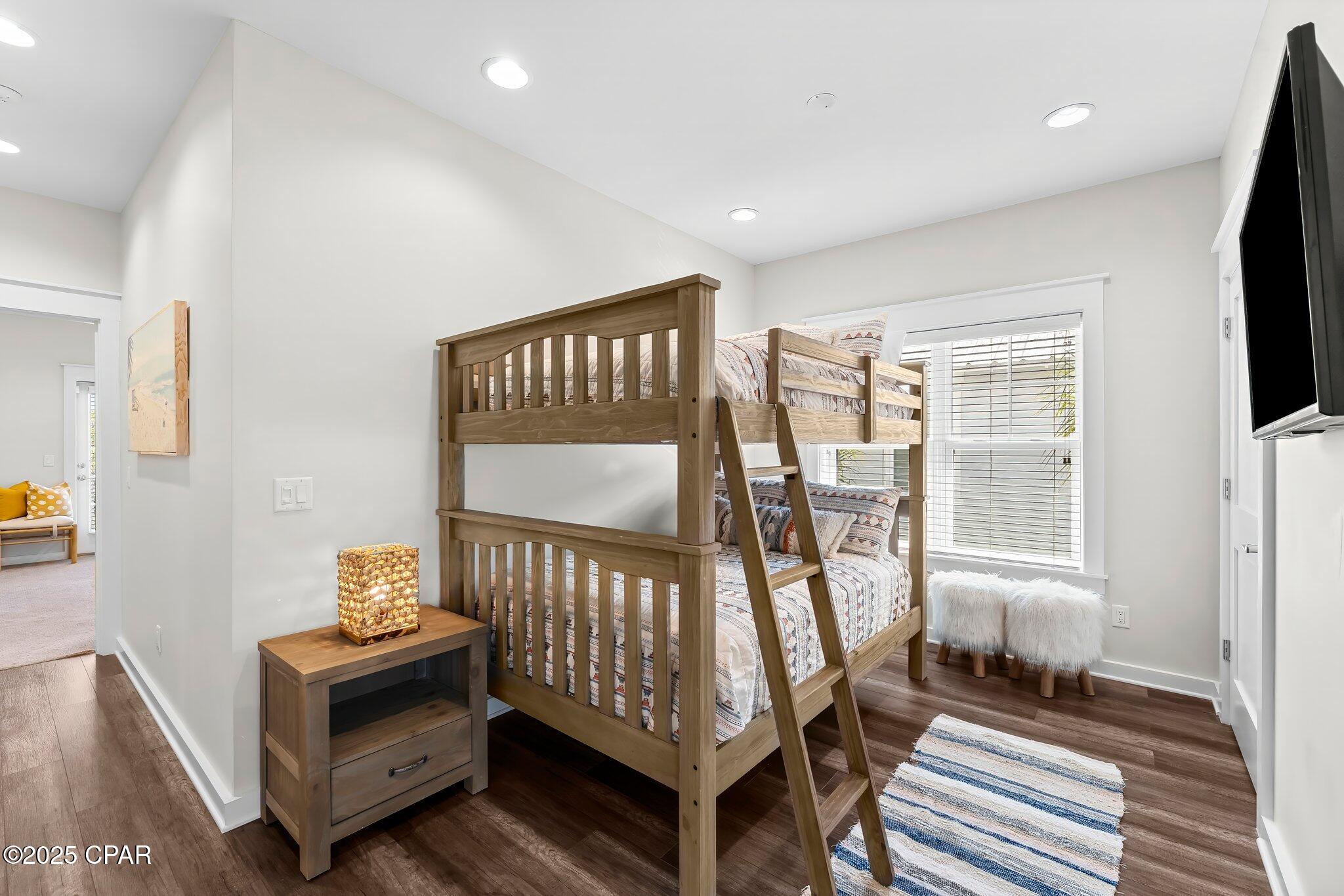 Image 27 For 217 Sands Street Street