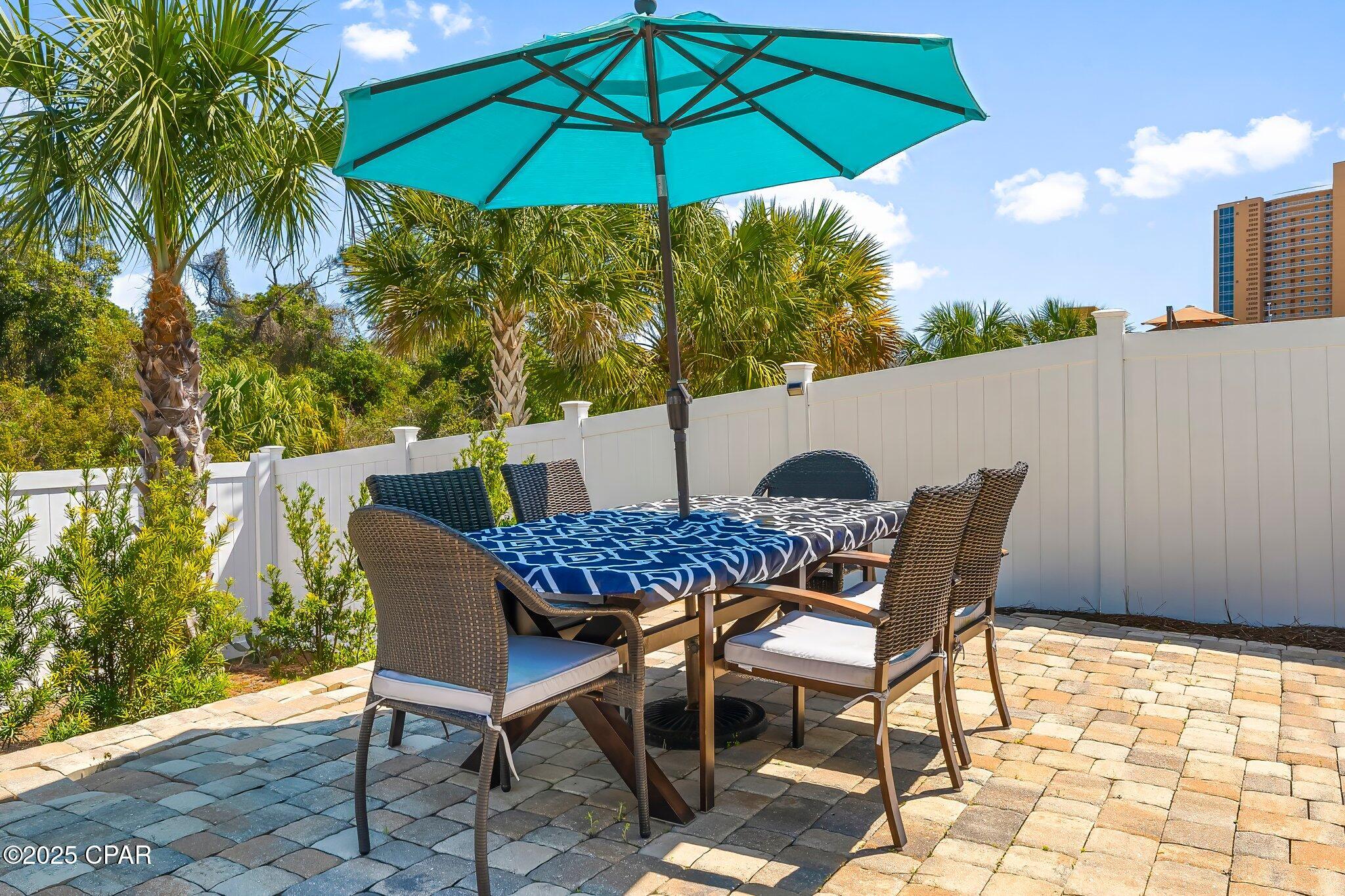 Image 37 For 217 Sands Street Street