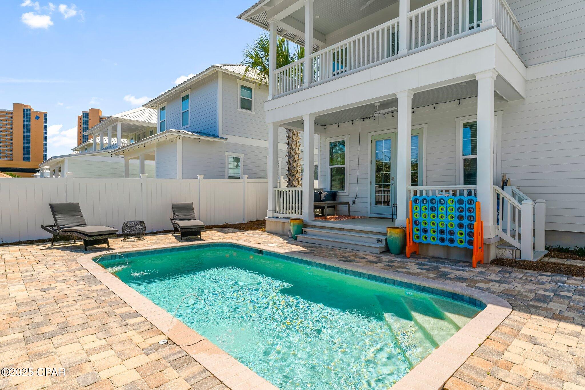 Image 38 For 217 Sands Street Street