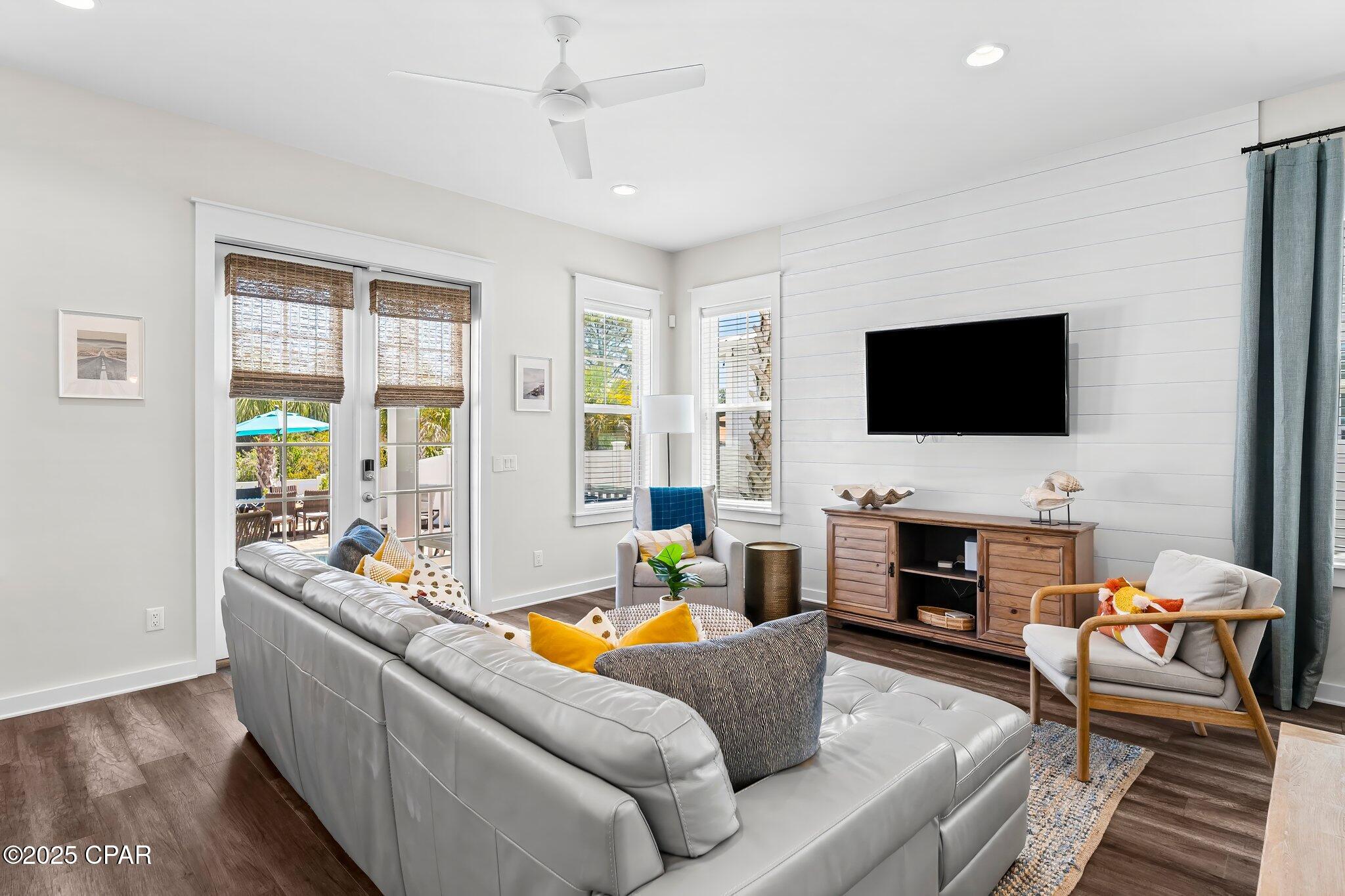 Image 5 For 217 Sands Street Street