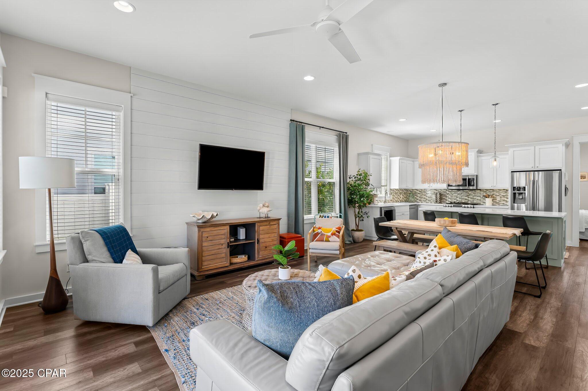 Image 7 For 217 Sands Street Street