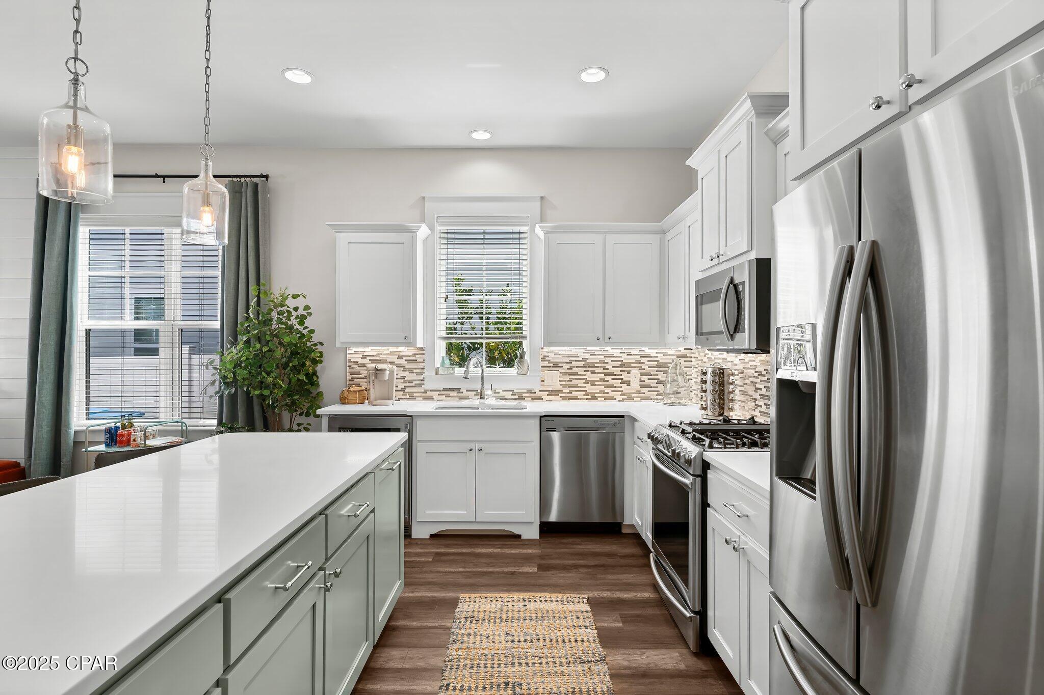 Image 8 For 217 Sands Street Street