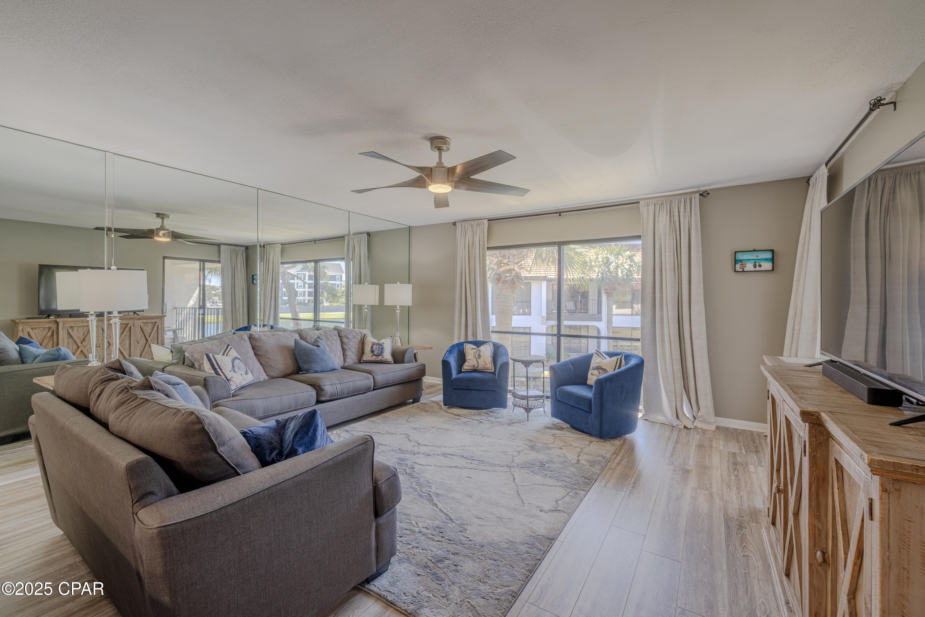 Image 4 For 520 Richard Jackson Boulevard 2107