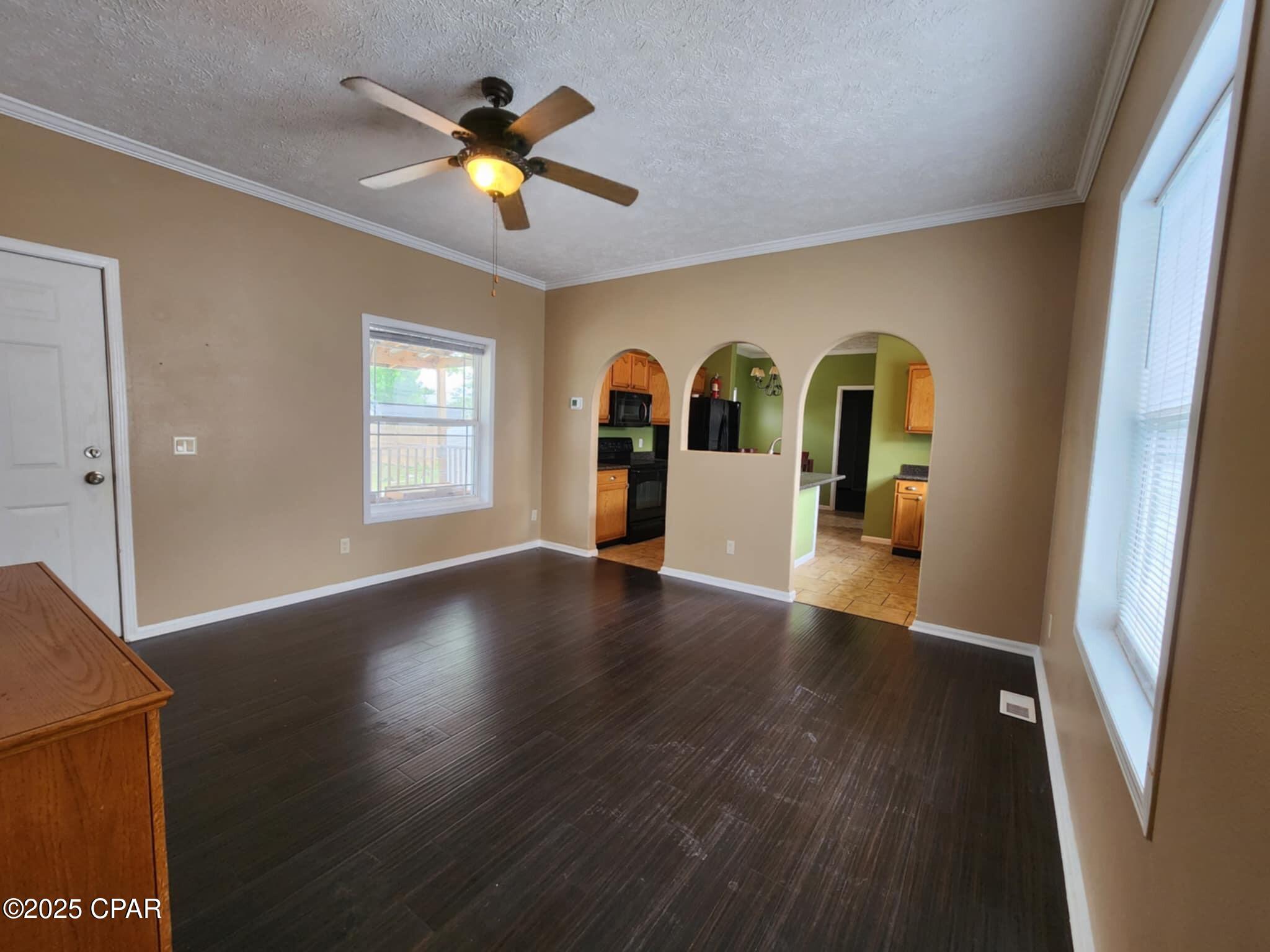 Image 9 For 309 Bayou Avenue