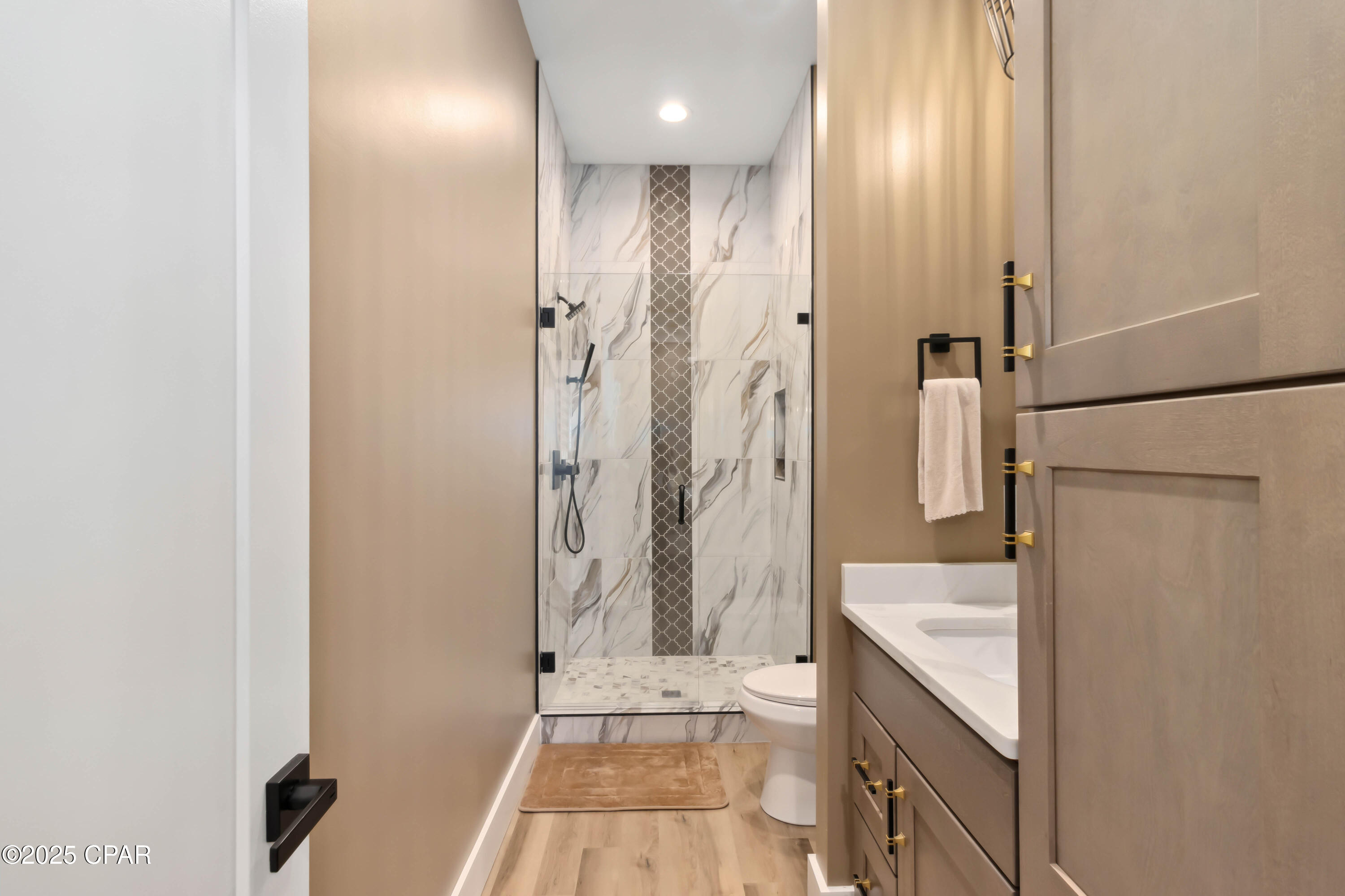 Image 41 For 117 37th Street C