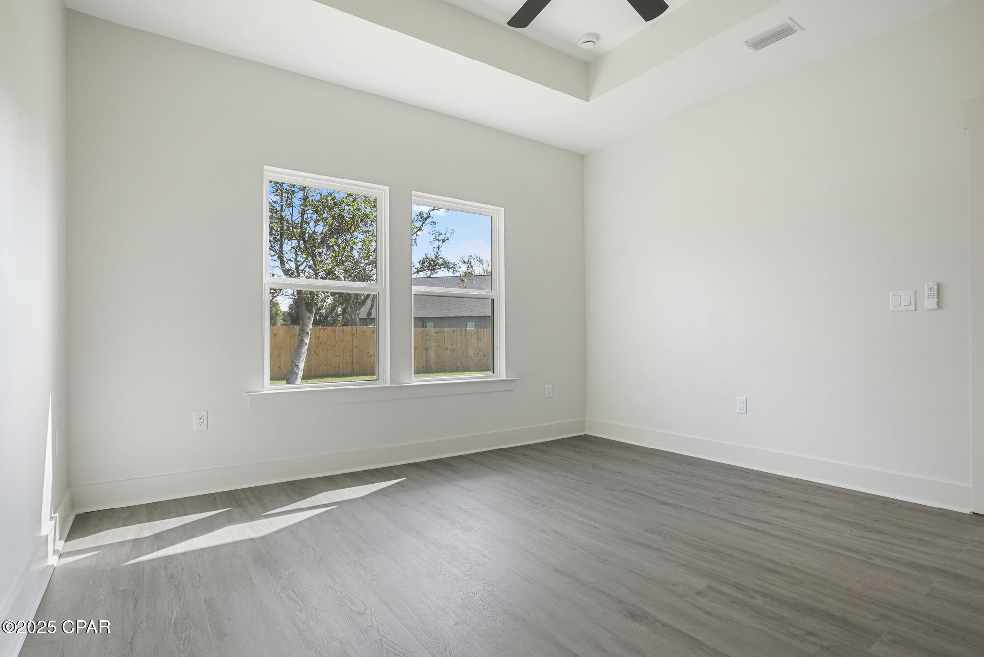 Image 19 For 2014 Norwood Place