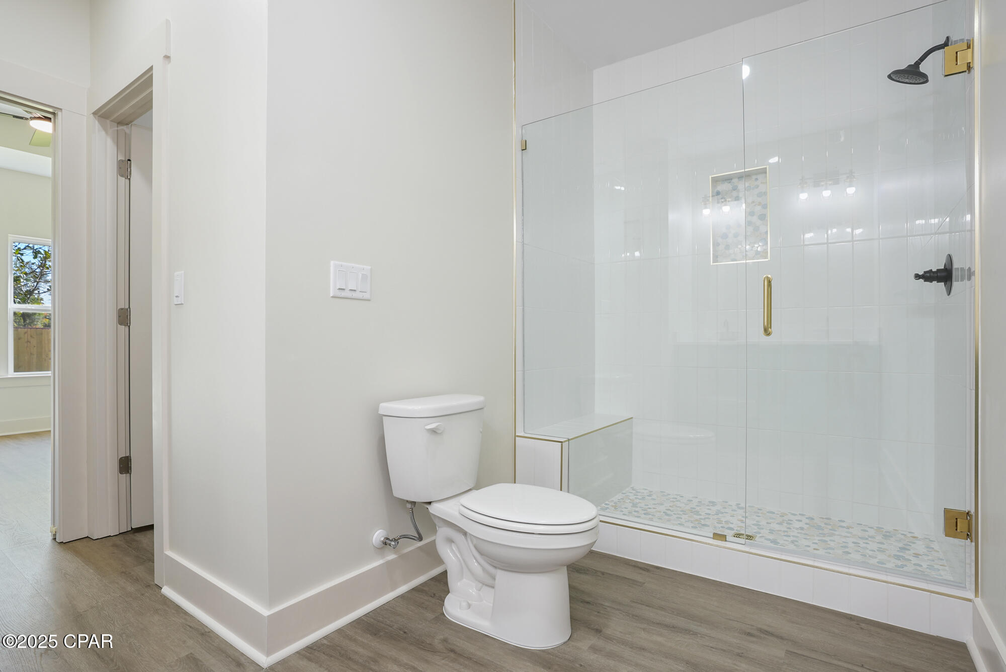 Image 21 For 2014 Norwood Place