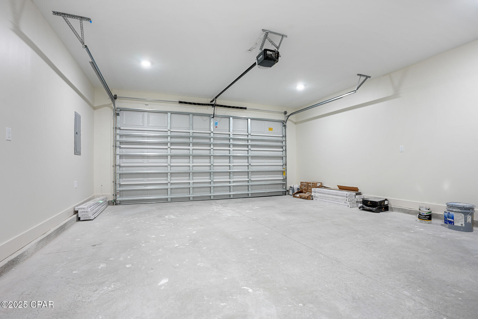 Image 36 For 2014 Norwood Place