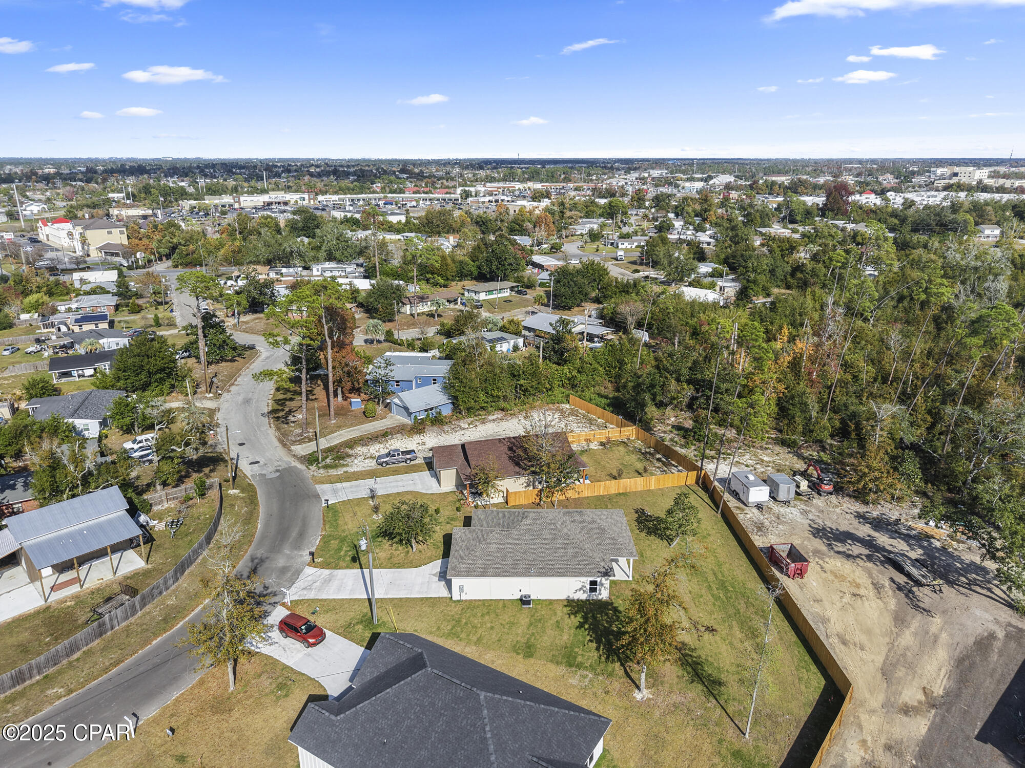 Image 42 For 2014 Norwood Place