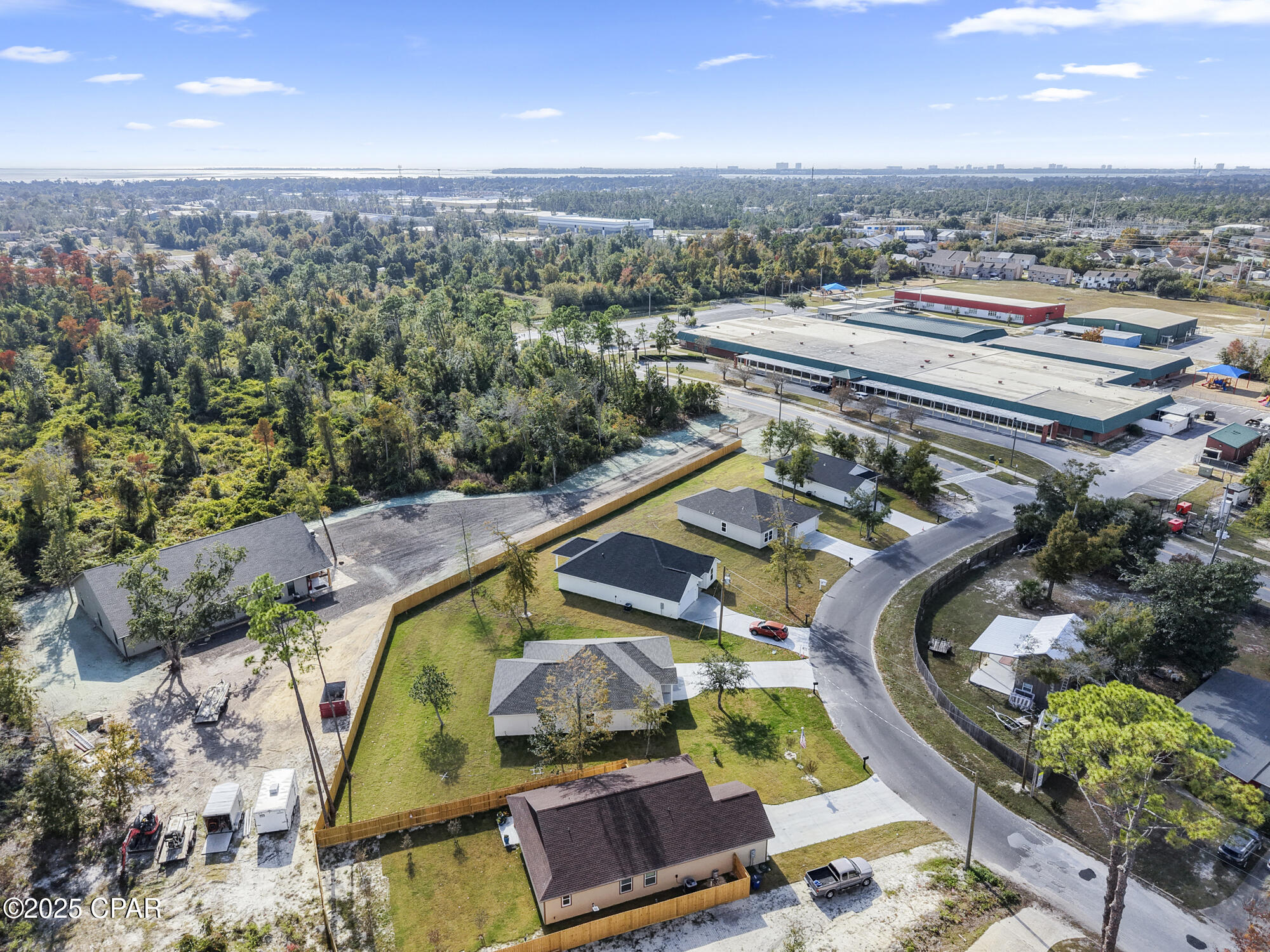 Image 46 For 2014 Norwood Place