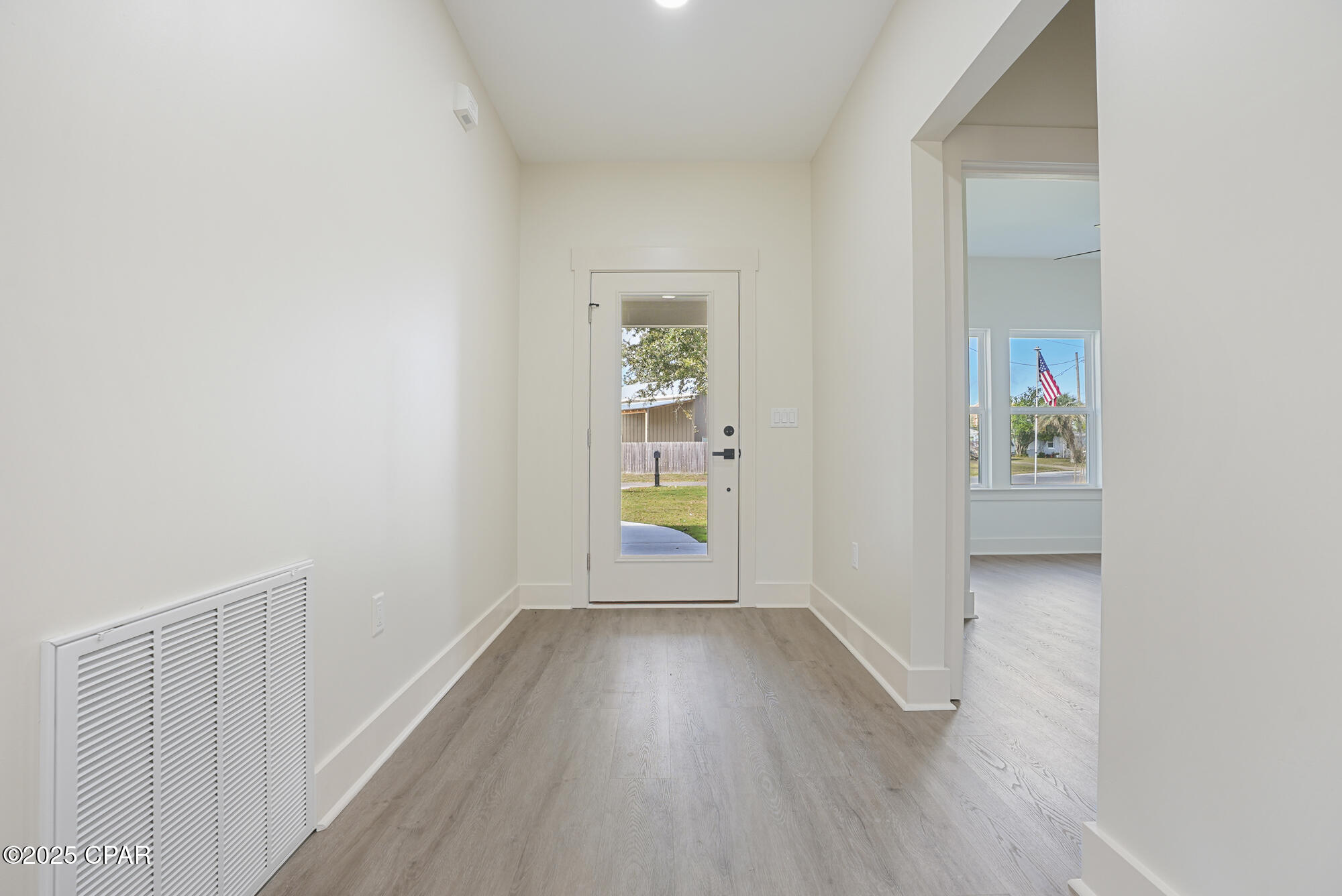 Image 5 For 2014 Norwood Place