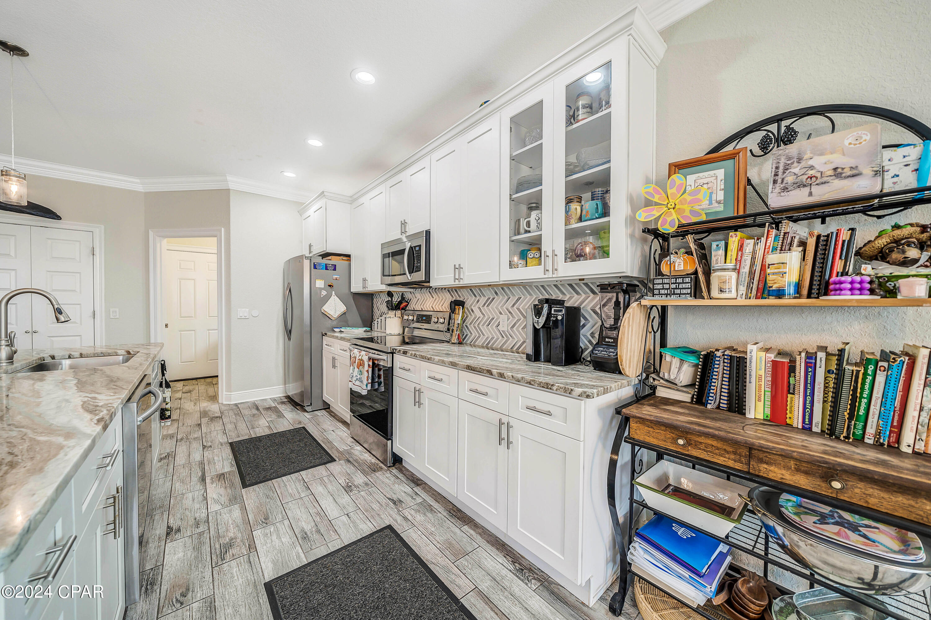 Image 19 For 7029 Beach Drive