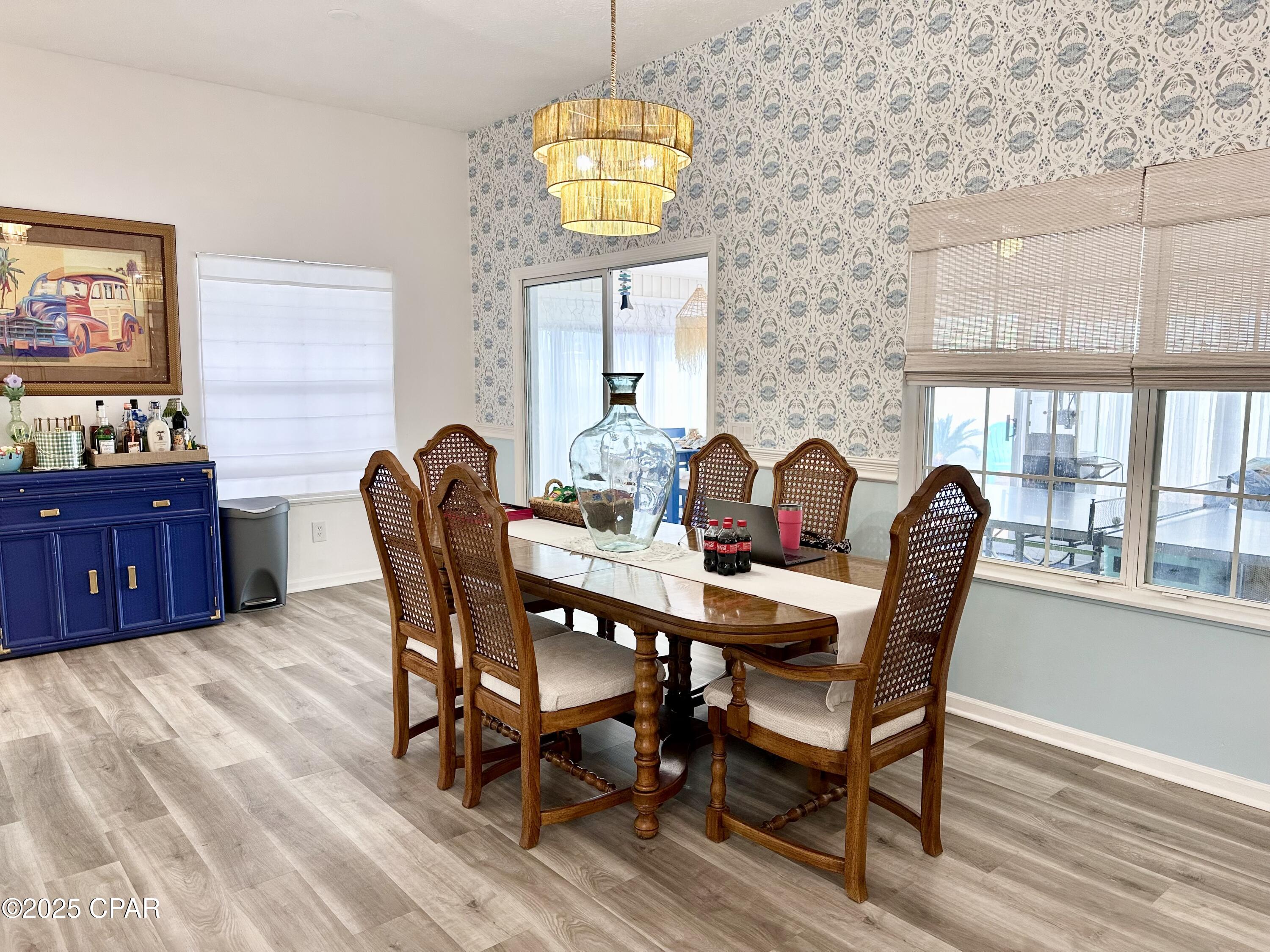 Image 12 For 122 Seaclusion Circle