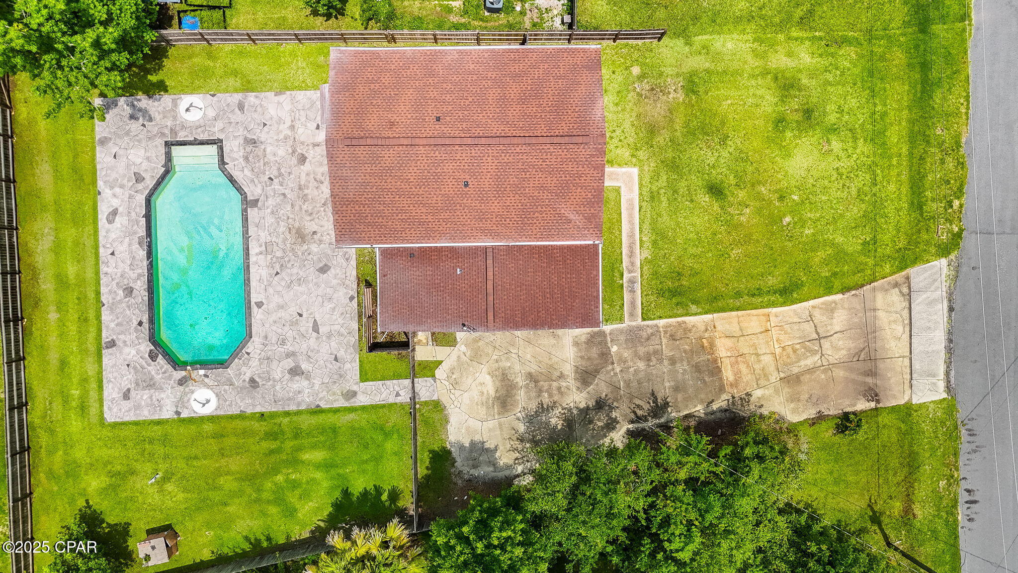 Image 32 For 2229 Amhurst Street