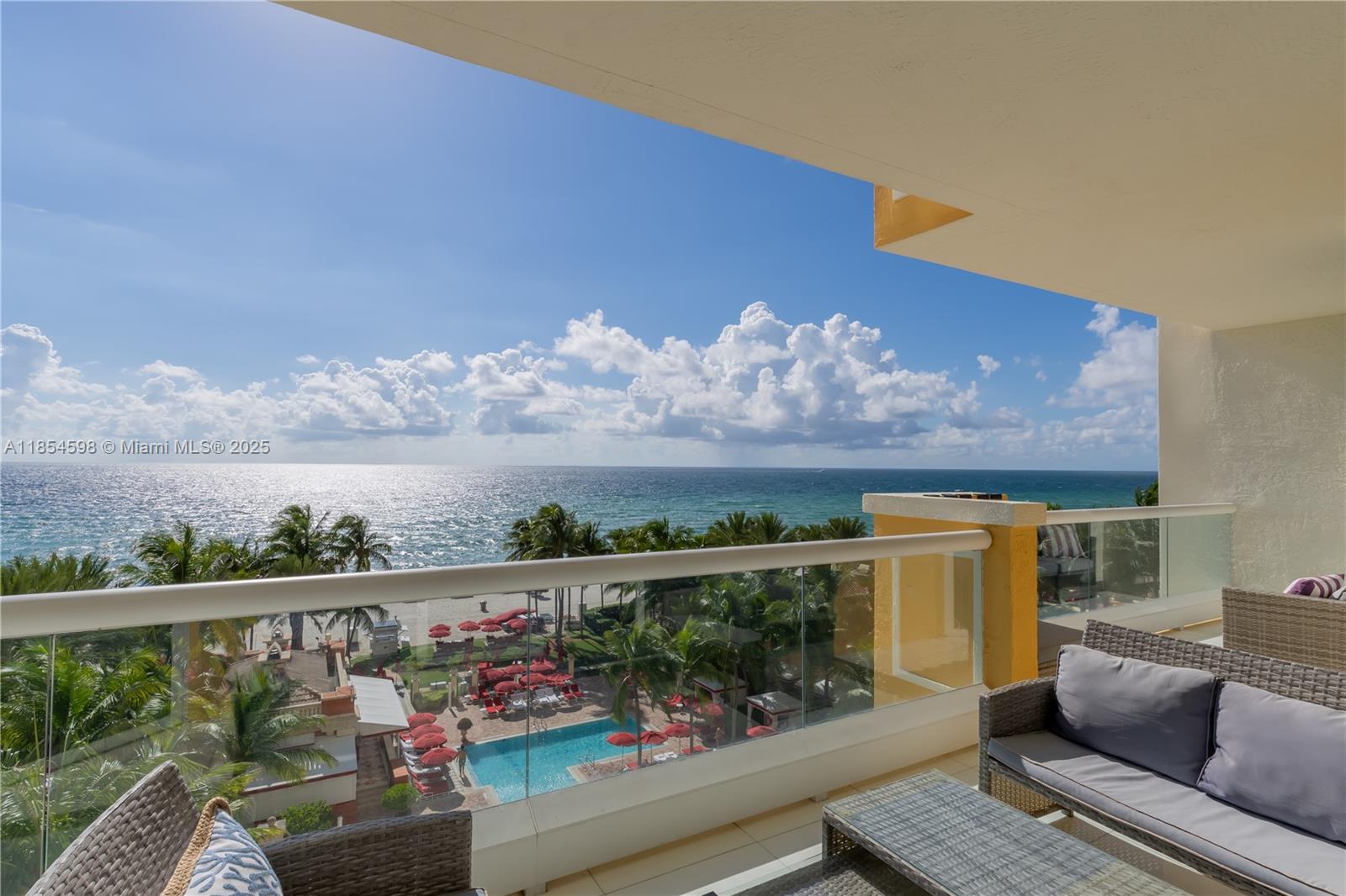 Condo for Sale in Sunny Isles Beach, FL