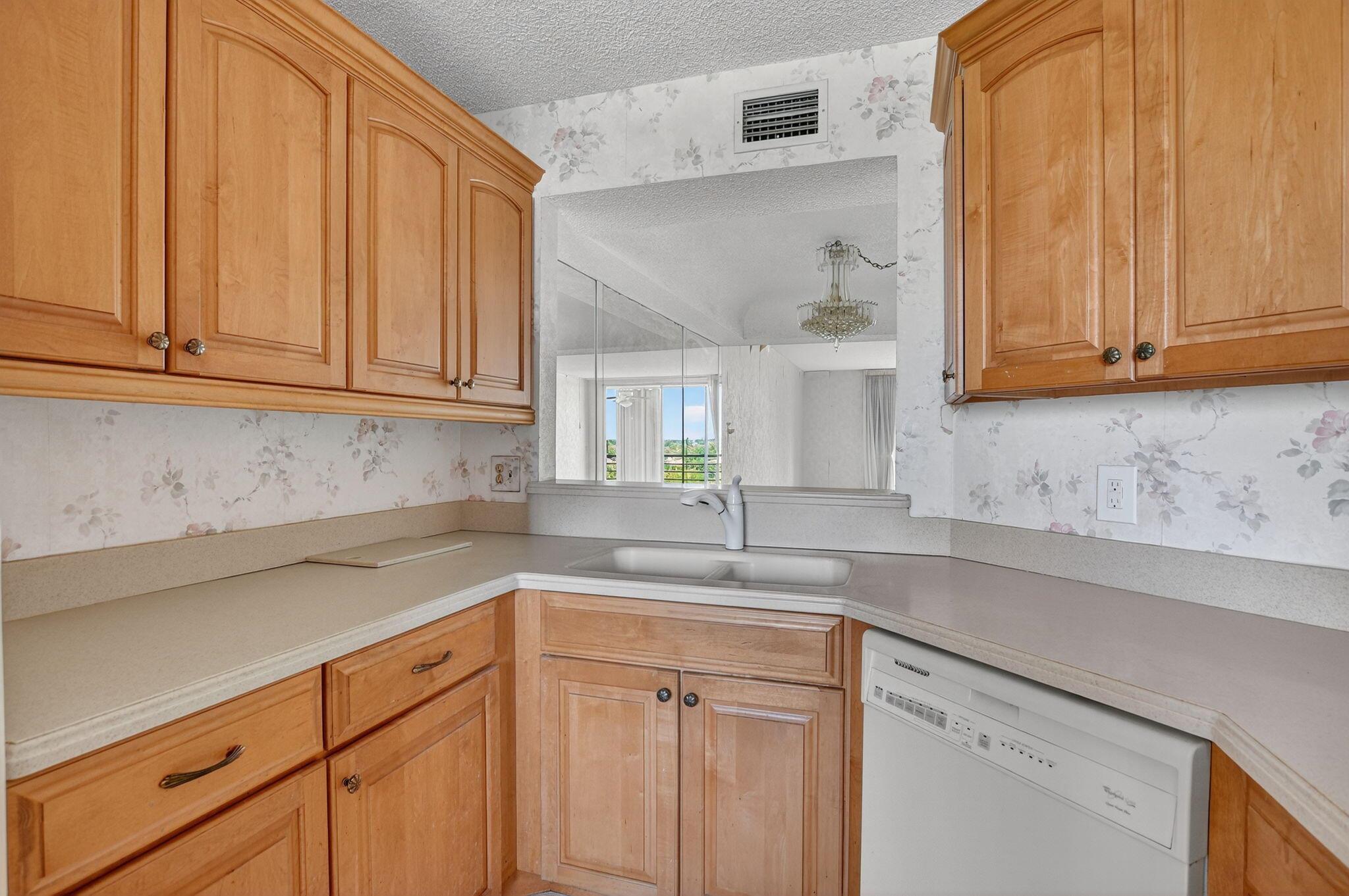 Homes for sale in Boca Raton, FL | 23277 Barwood Lane N #406, Boca Raton, FL 33428 | MLS# R11113786