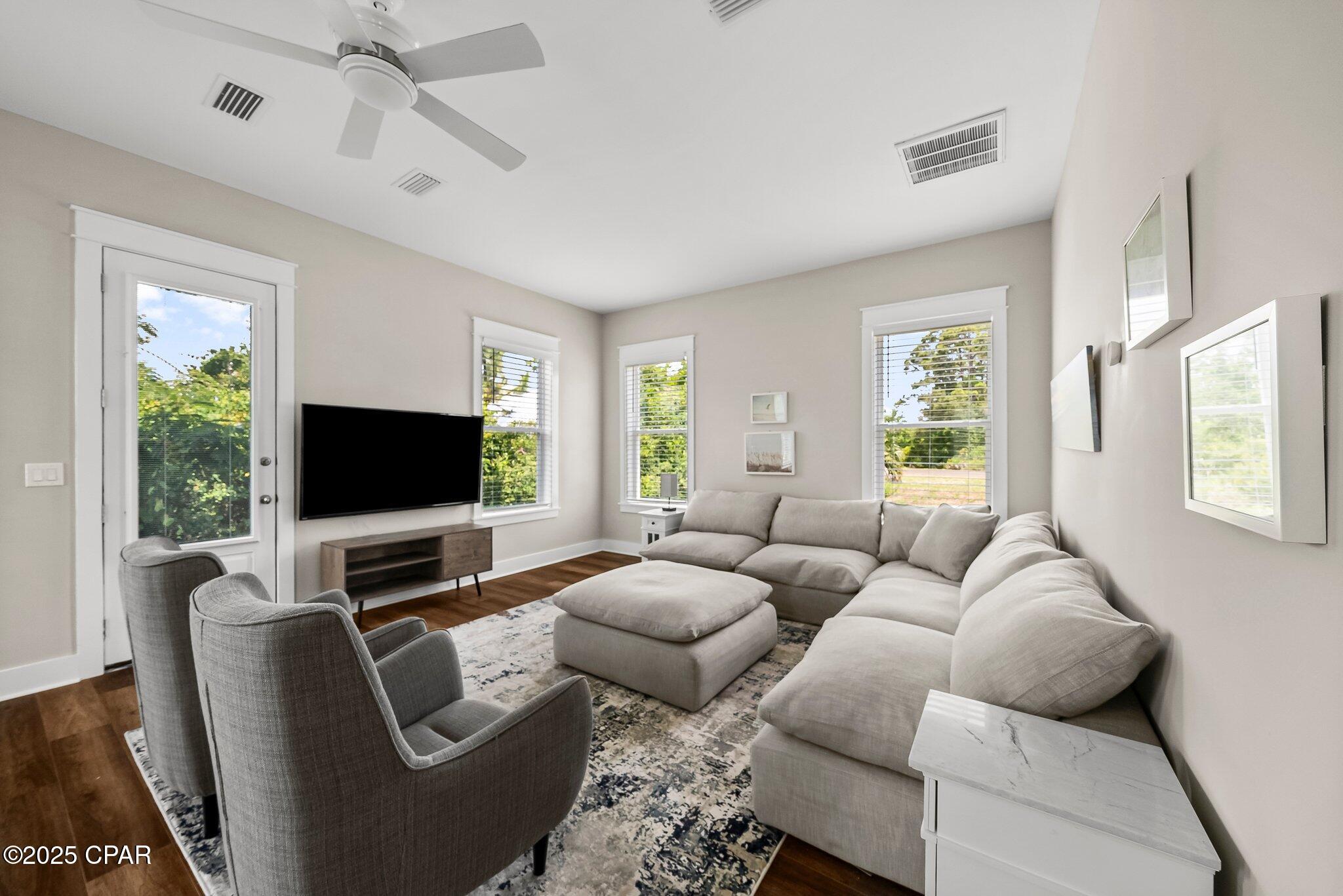 Image 11 For 2711 Lagoon Manor Drive