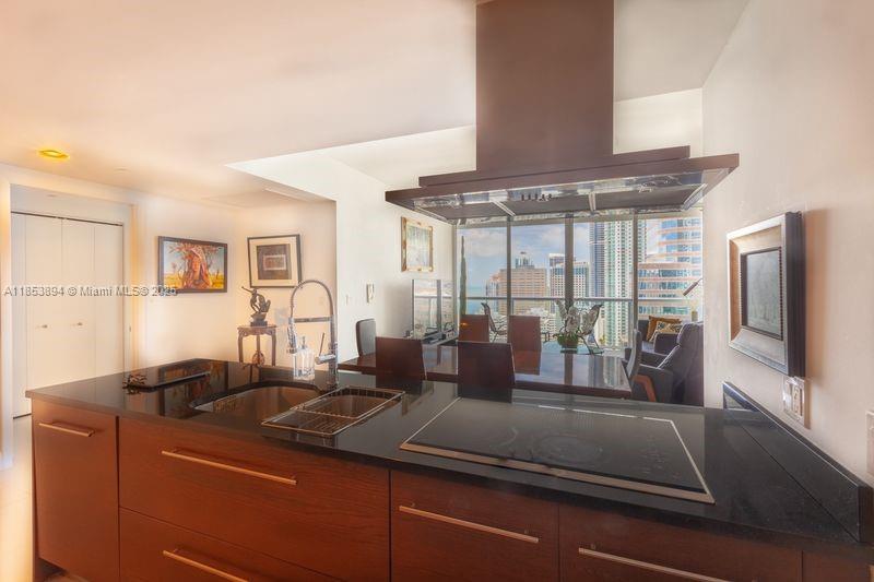495 Brickell Ave #2911, Miami FL 33131