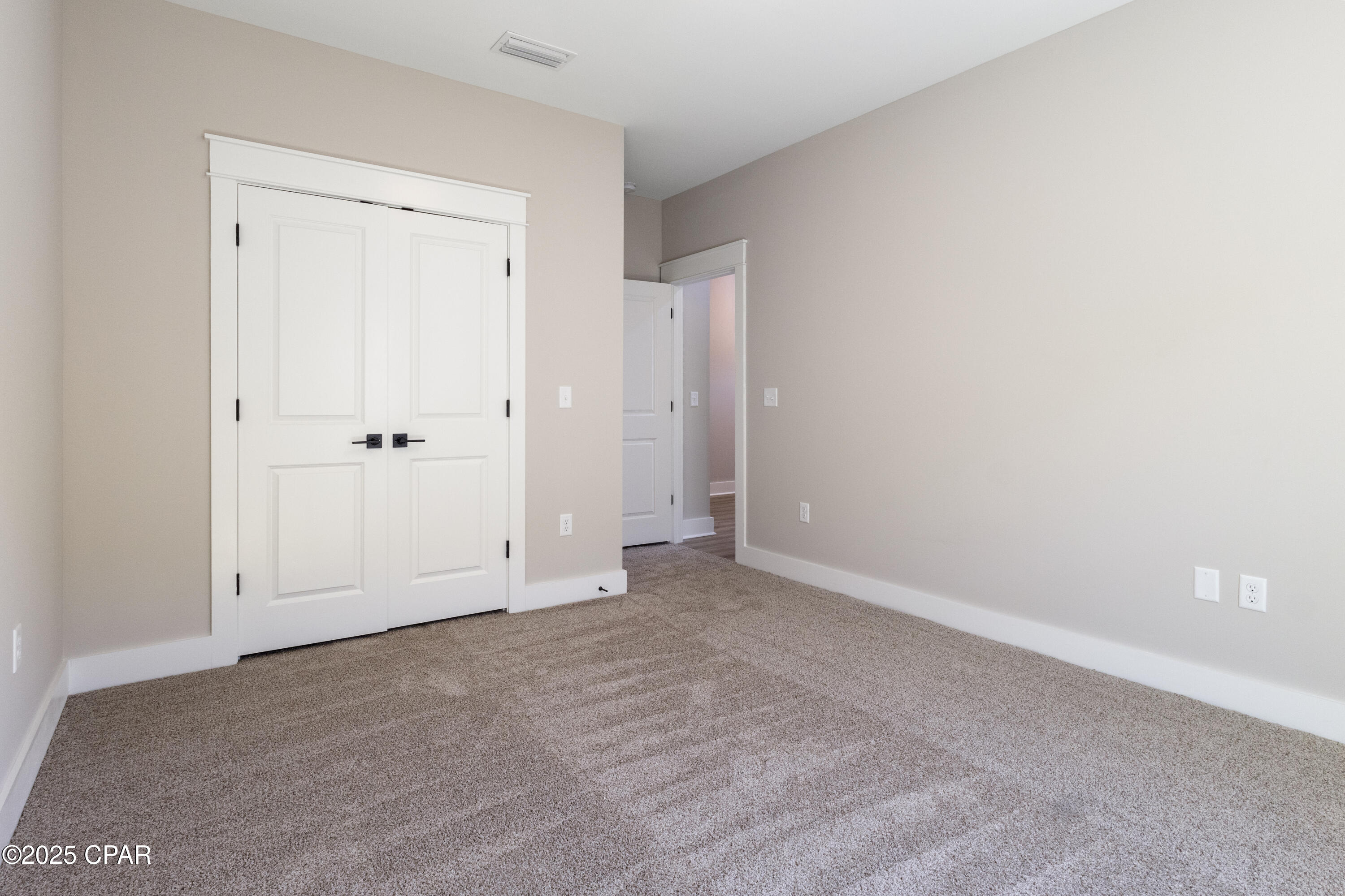 Image 17 For 3841 Red Deer Circle