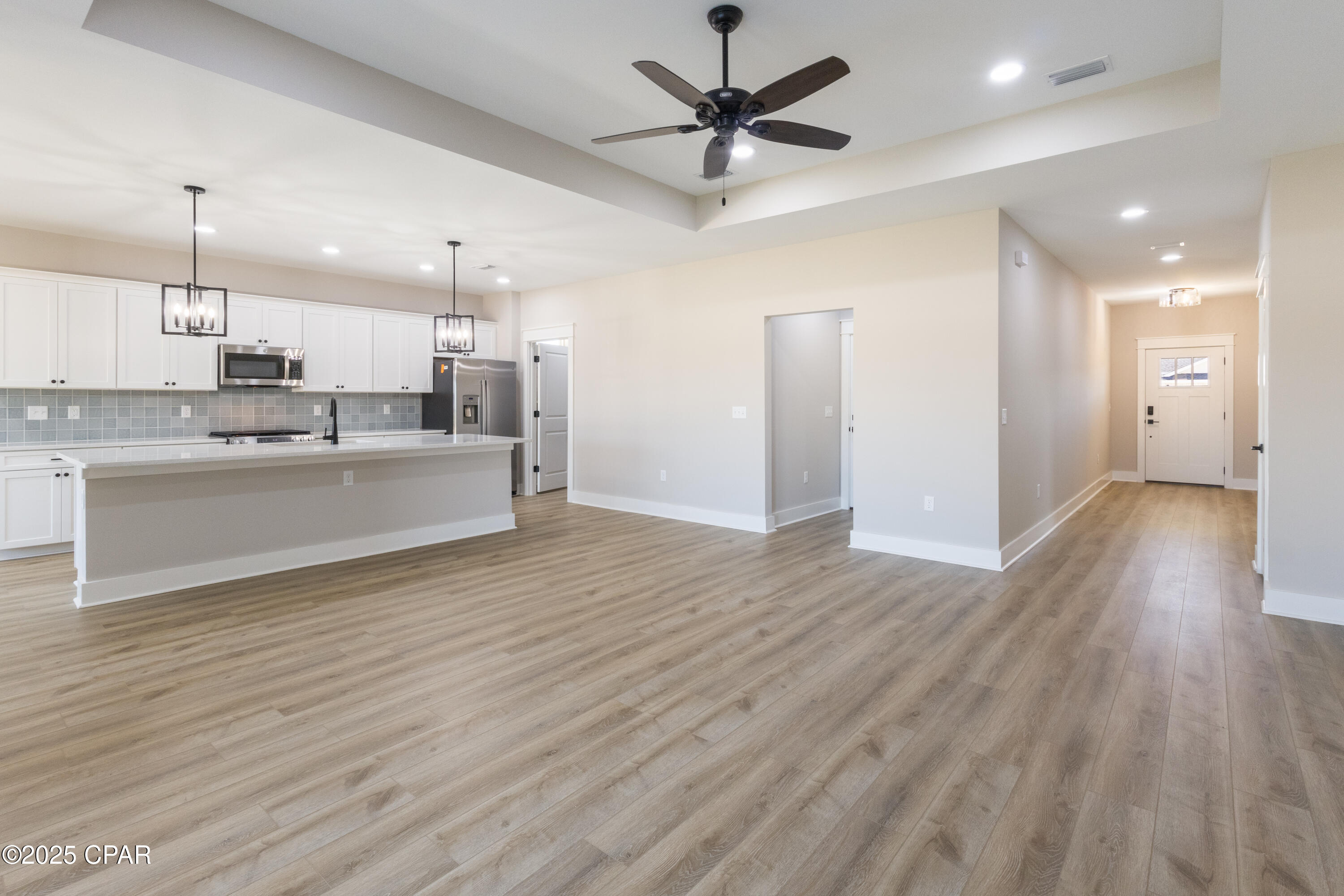 Image 7 For 3841 Red Deer Circle