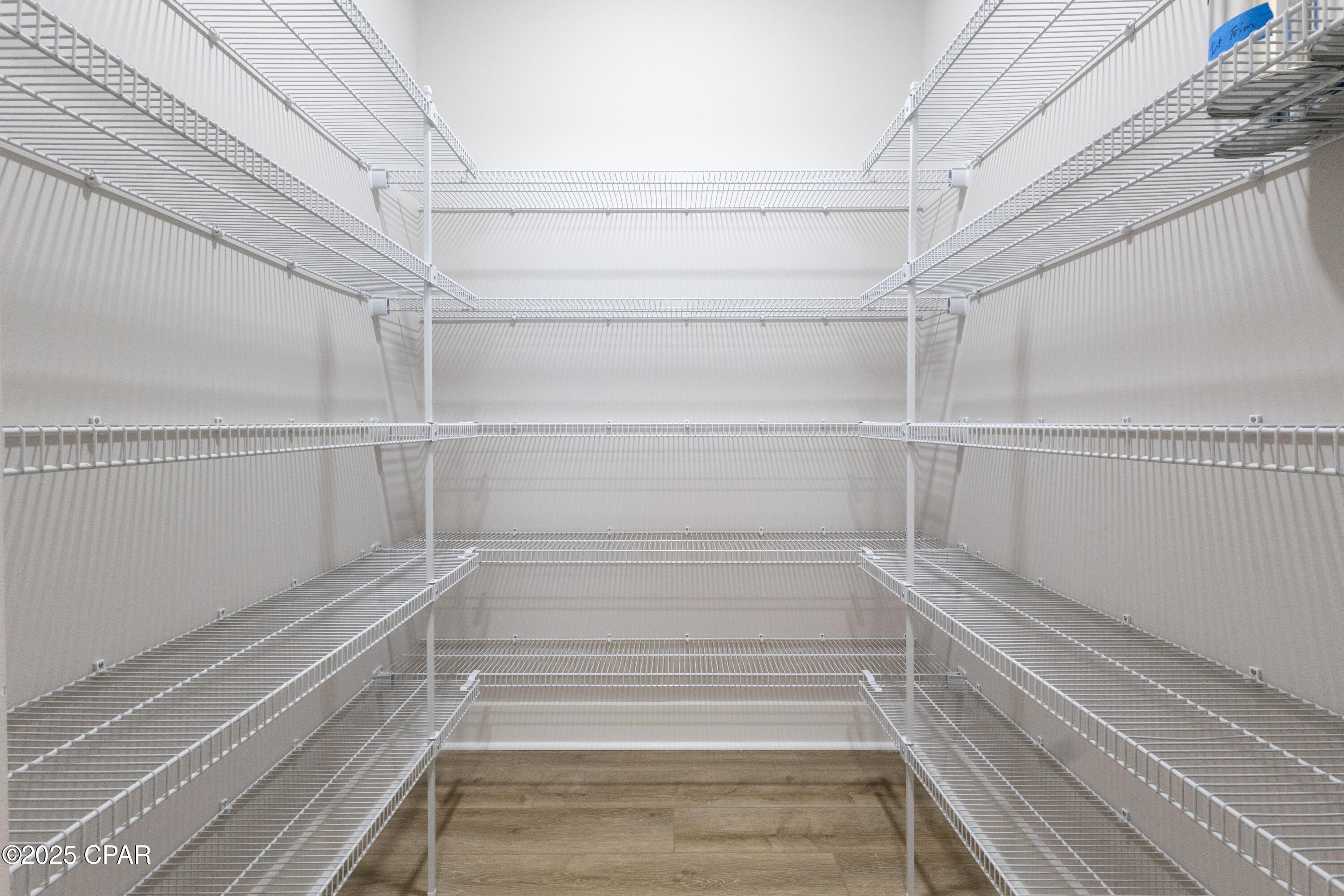 Image 9 For 3841 Red Deer Circle