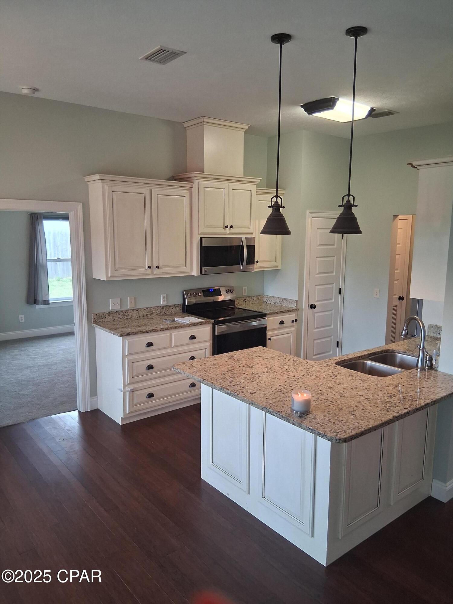 Image 33 For 3718 Alva Thomas Road