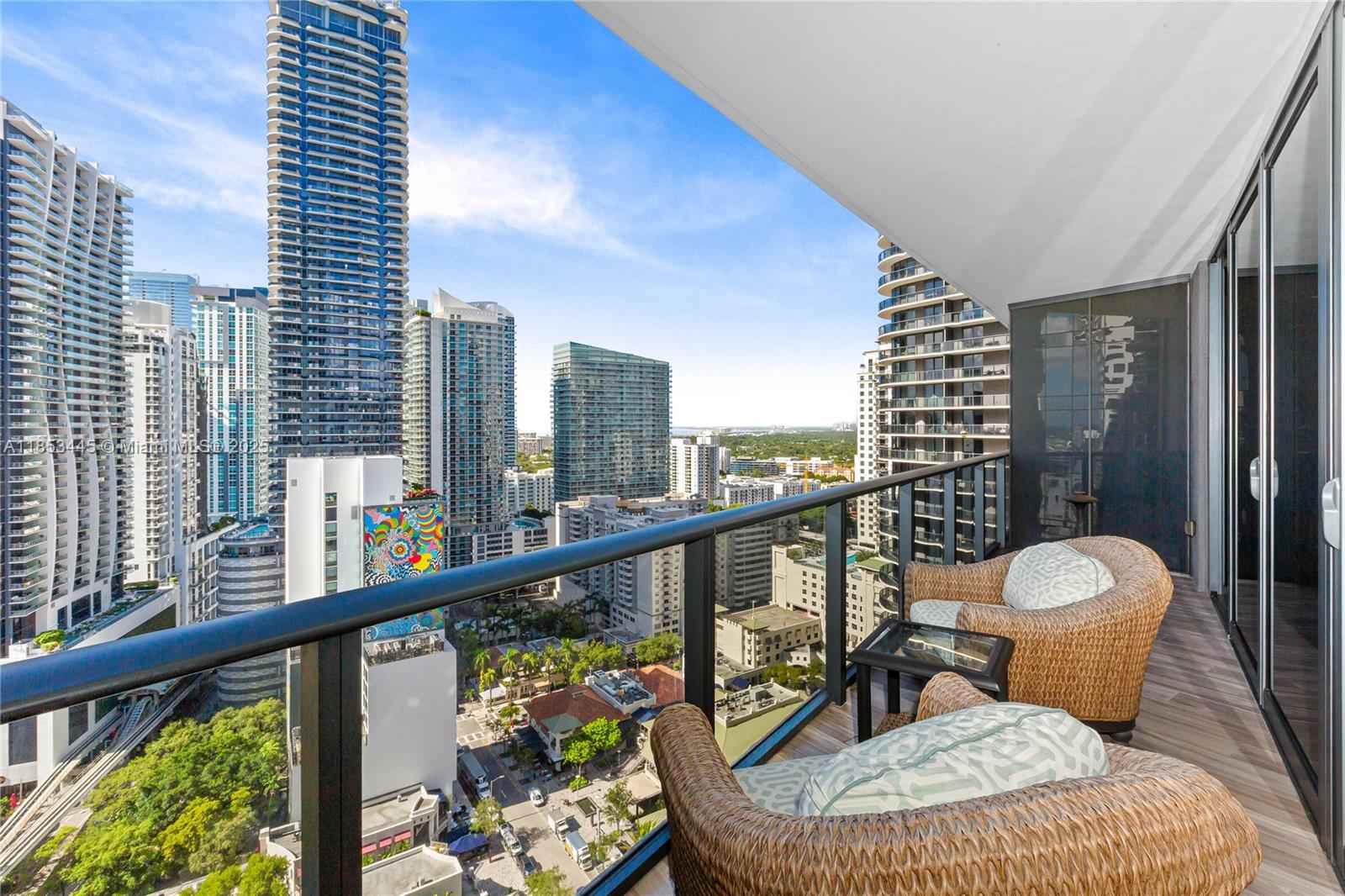 Apartamento à Venda em Miami, FL