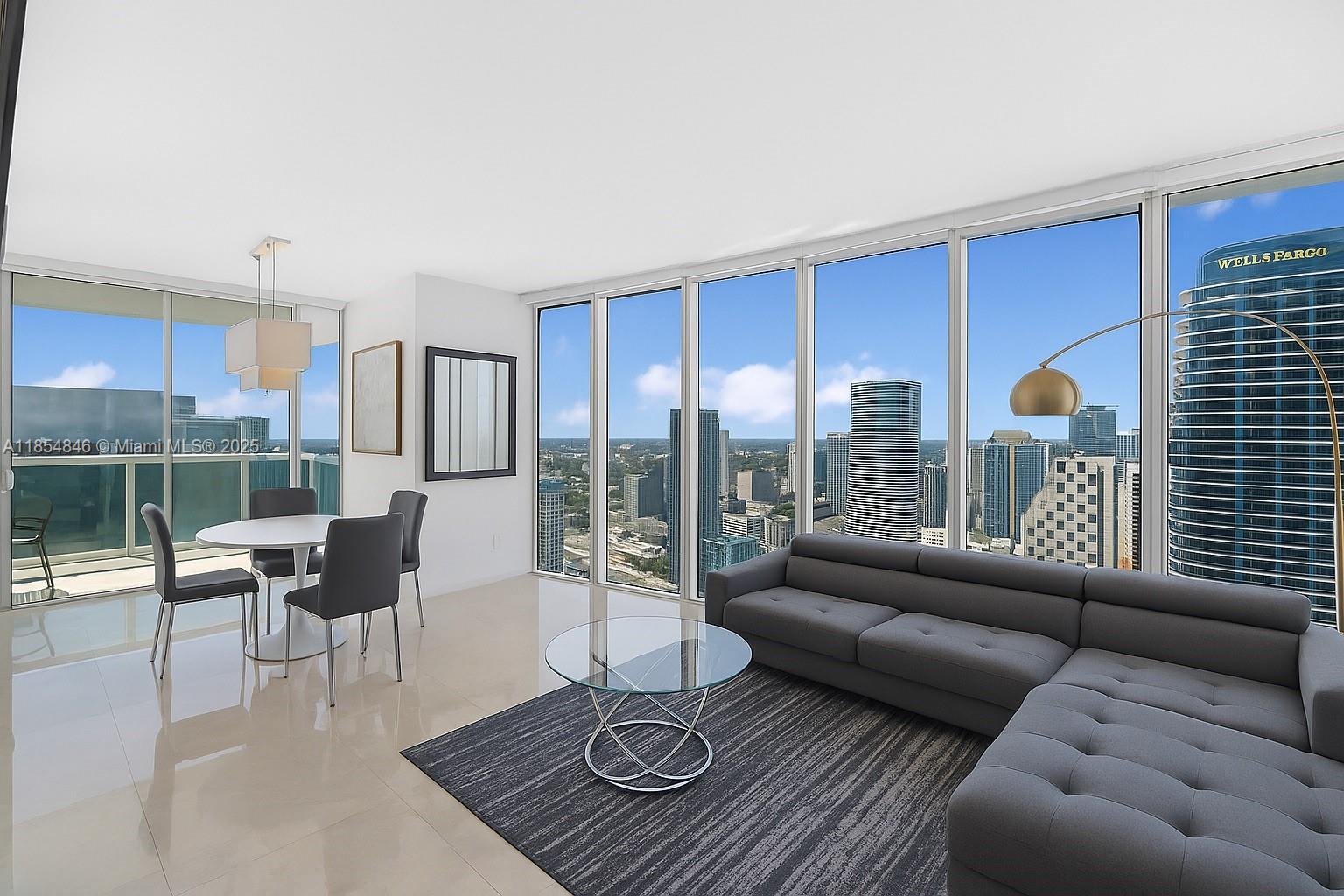 Condo for Sale in Miami, FL