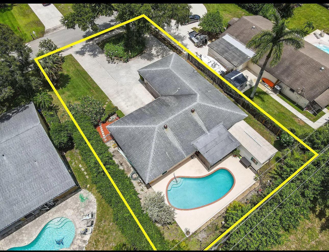 4692 Dolphin Drive Lake Worth FL 33463 | R11113873