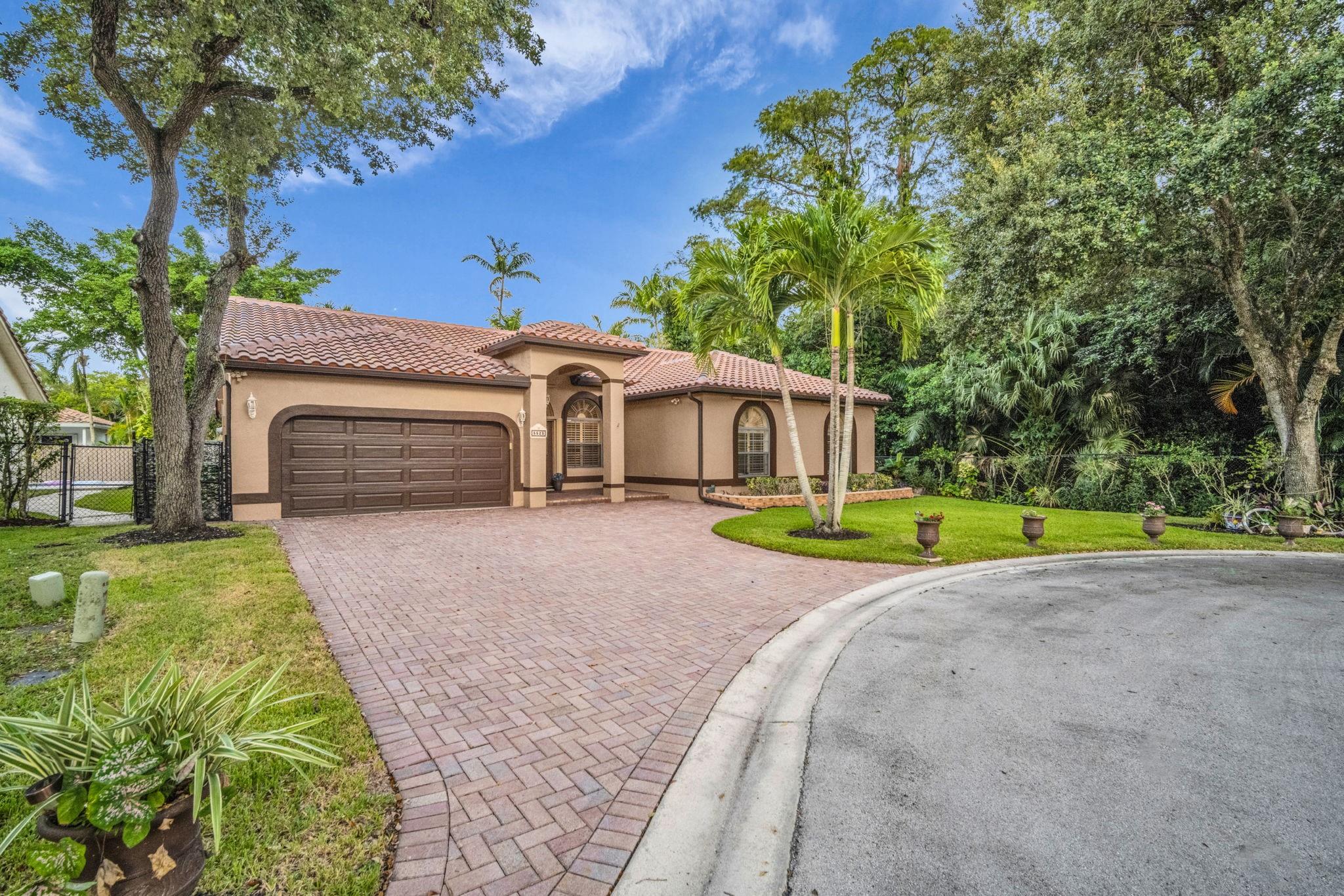 5523 57th Ter, Coral Springs, Florida 33067