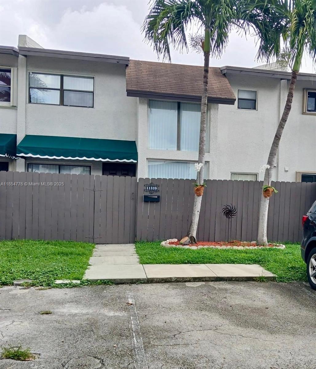 Snapper Creek Townhouses