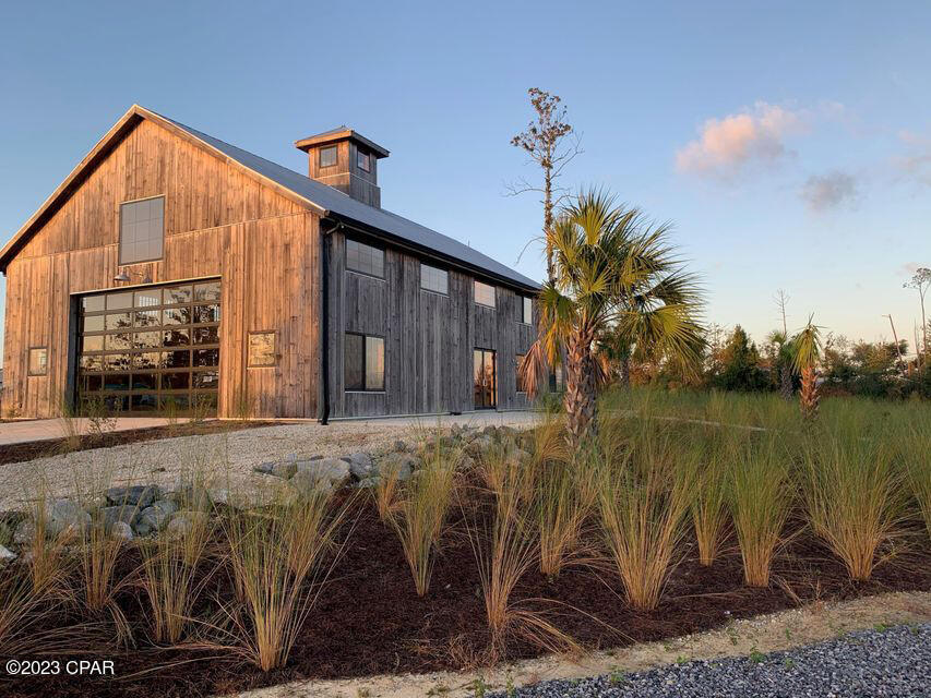 Listing photo id 3 for 11740 Poston Road