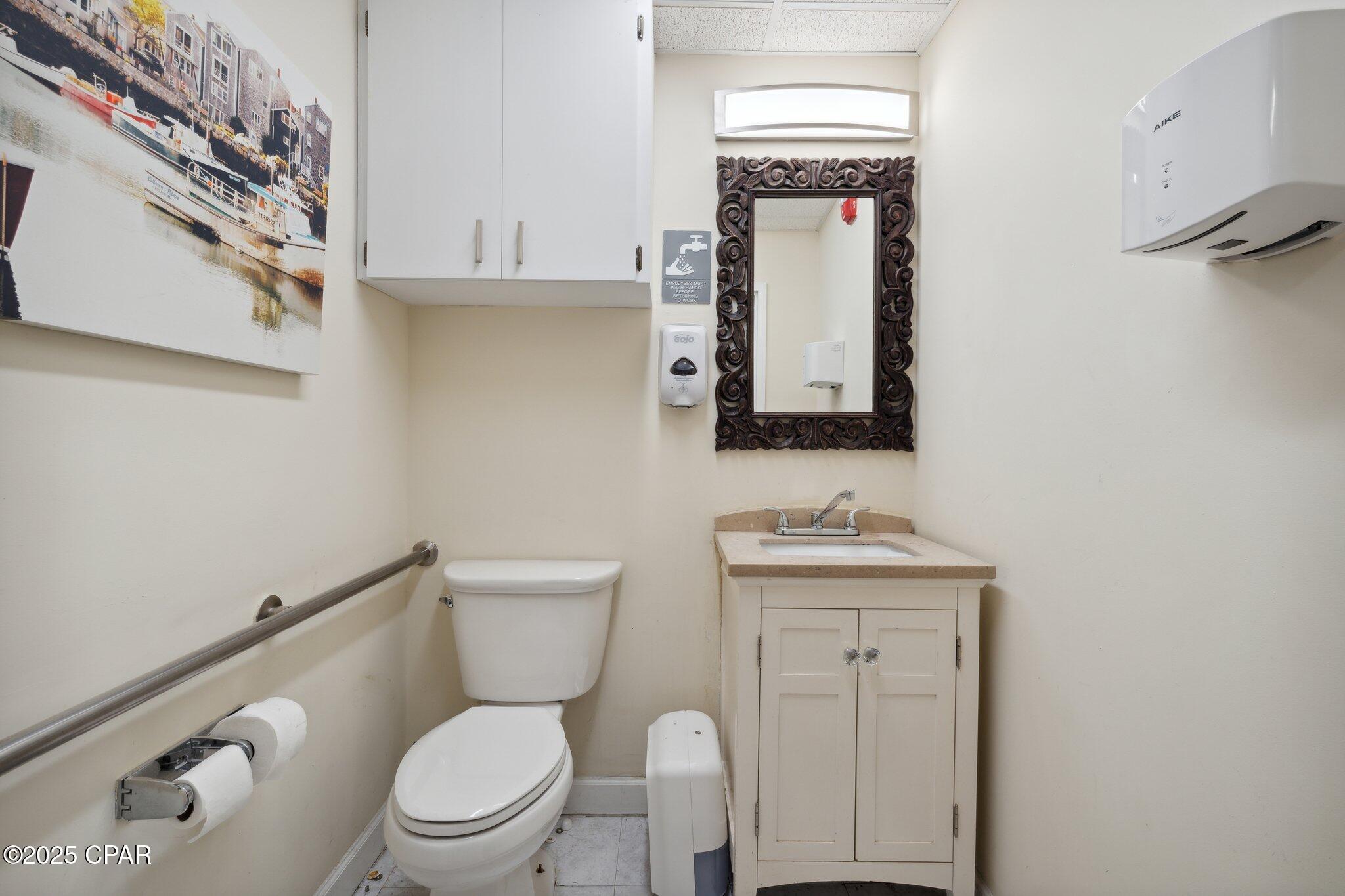 Image 16 For 2202 State Avenue 102