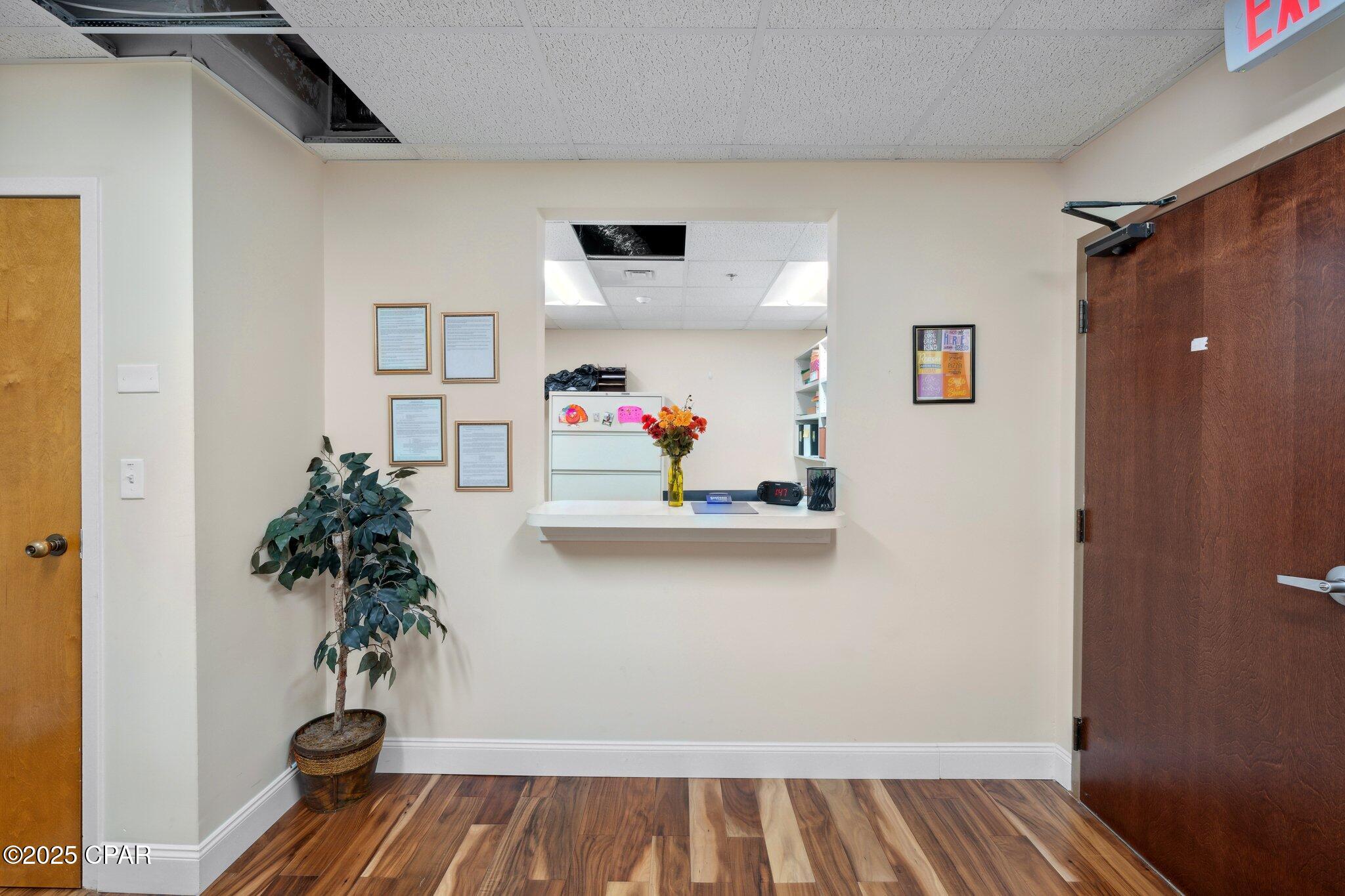 Image 8 For 2202 State Avenue 105