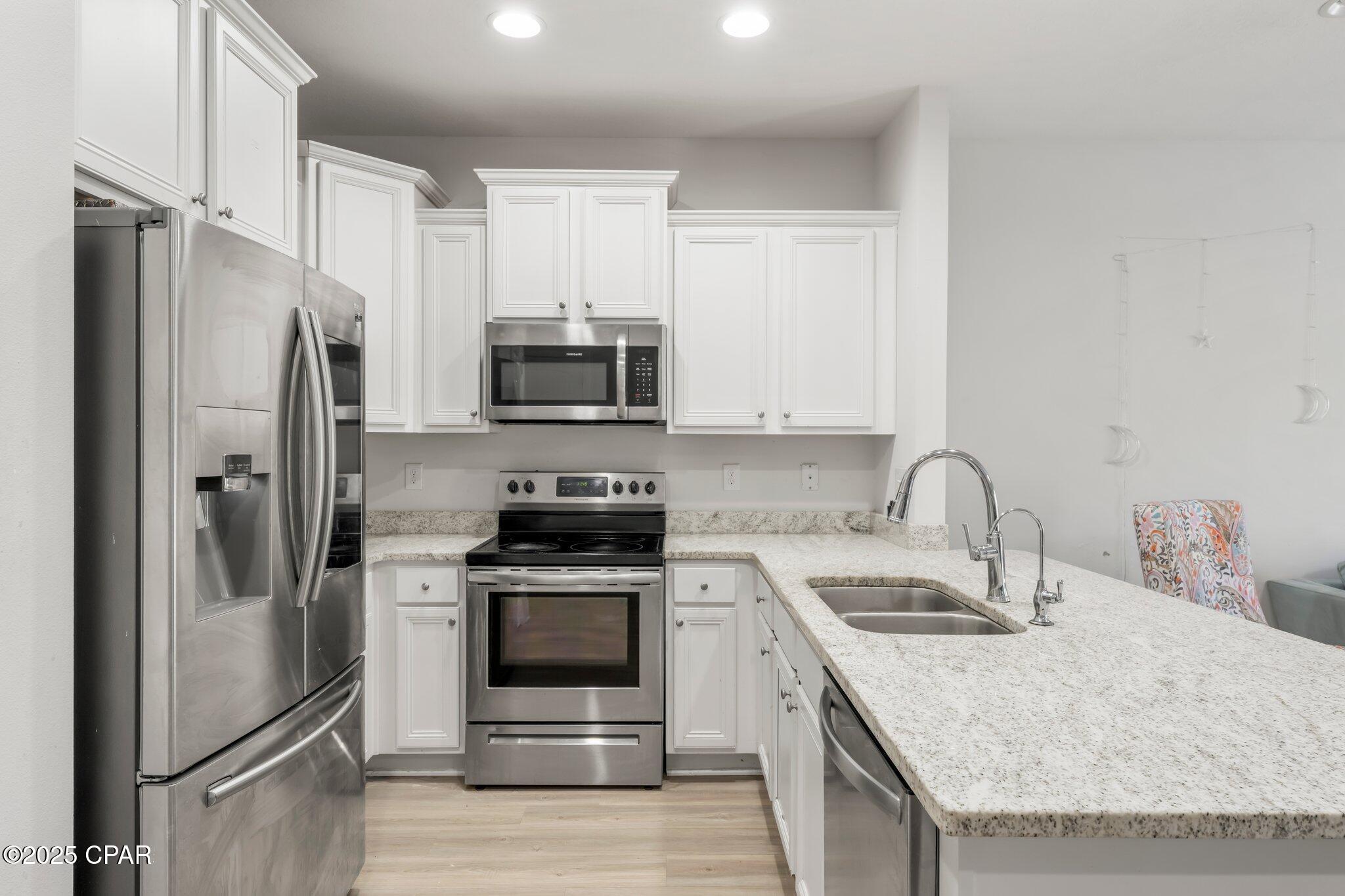 Image 9 For 1885 Pointe Drive