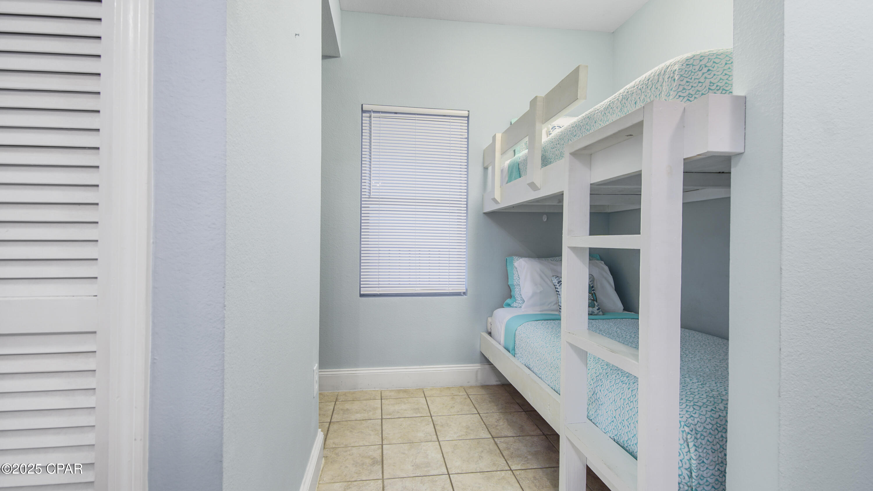 Image 12 For 9860 Thomas Drive 101