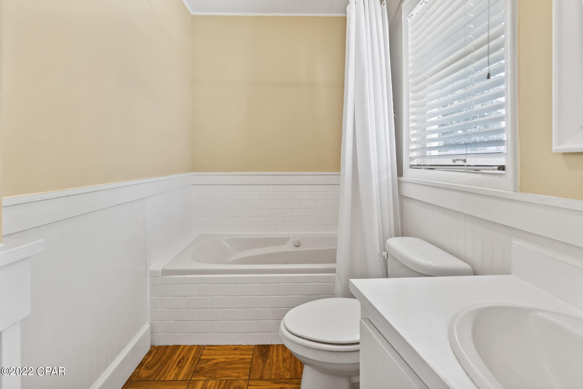 Image 15 For 896 Main Street