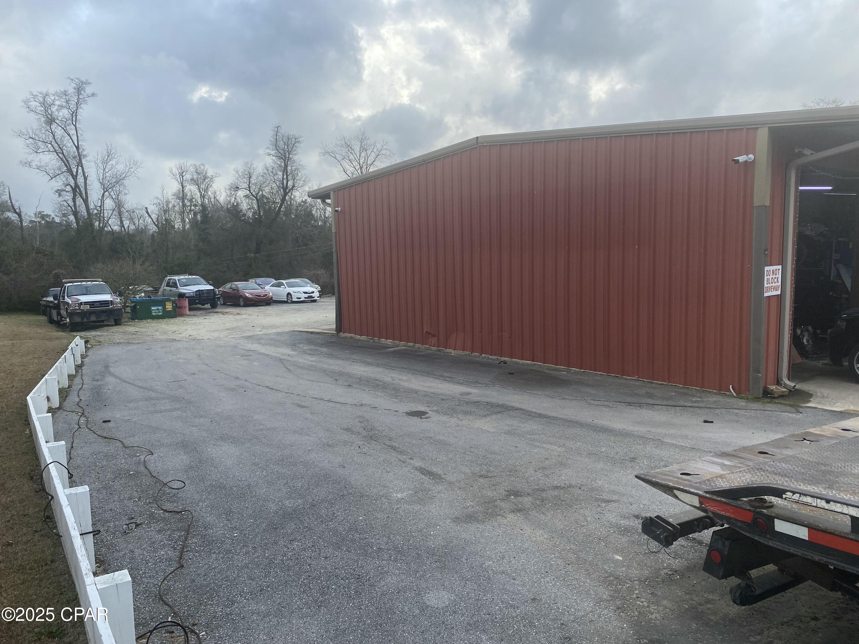 Image 11 For 2900 Borden  