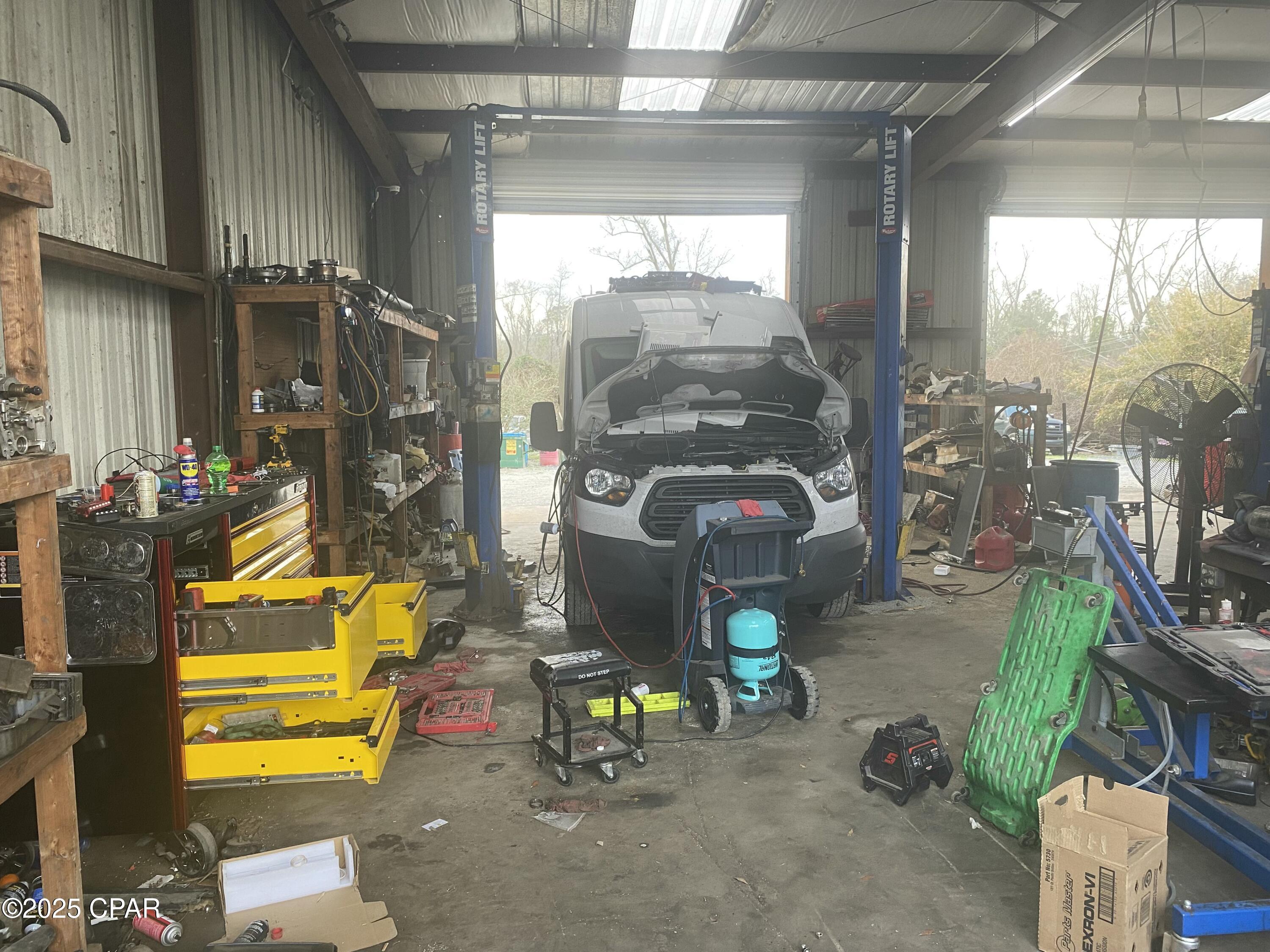 Image 5 For 2900 Borden  