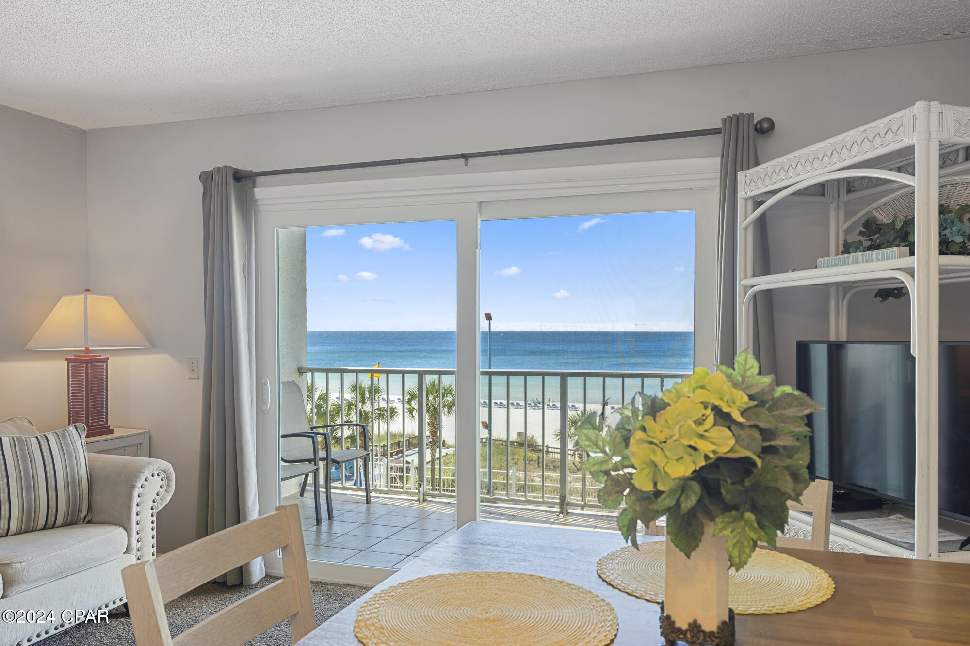 Image 6 For 8743 Thomas Drive 412